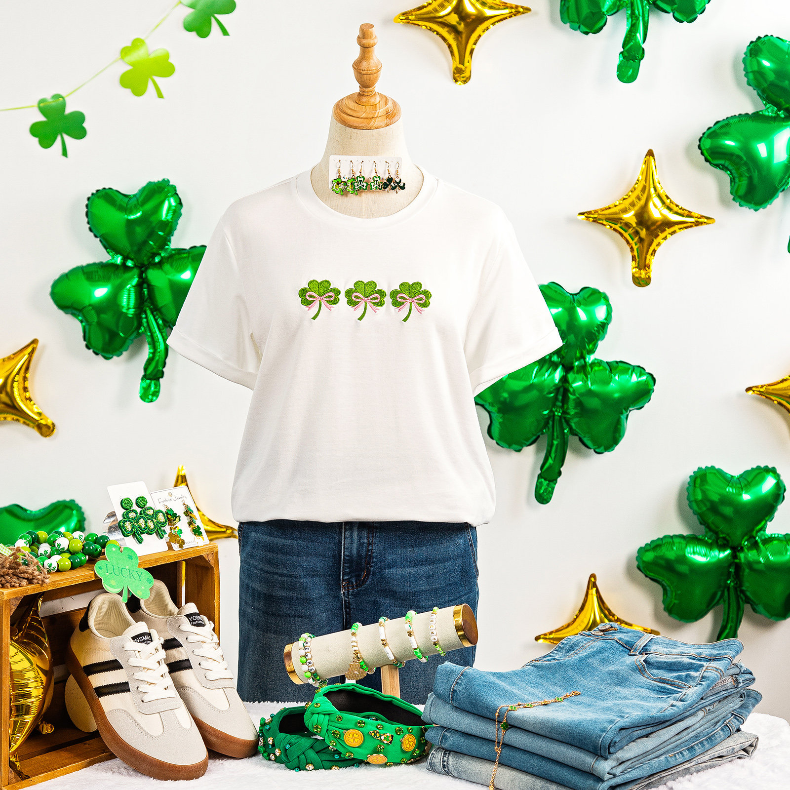 White Ribbon Bow Clover Embroidered Casual T Shirt - loveforevers
