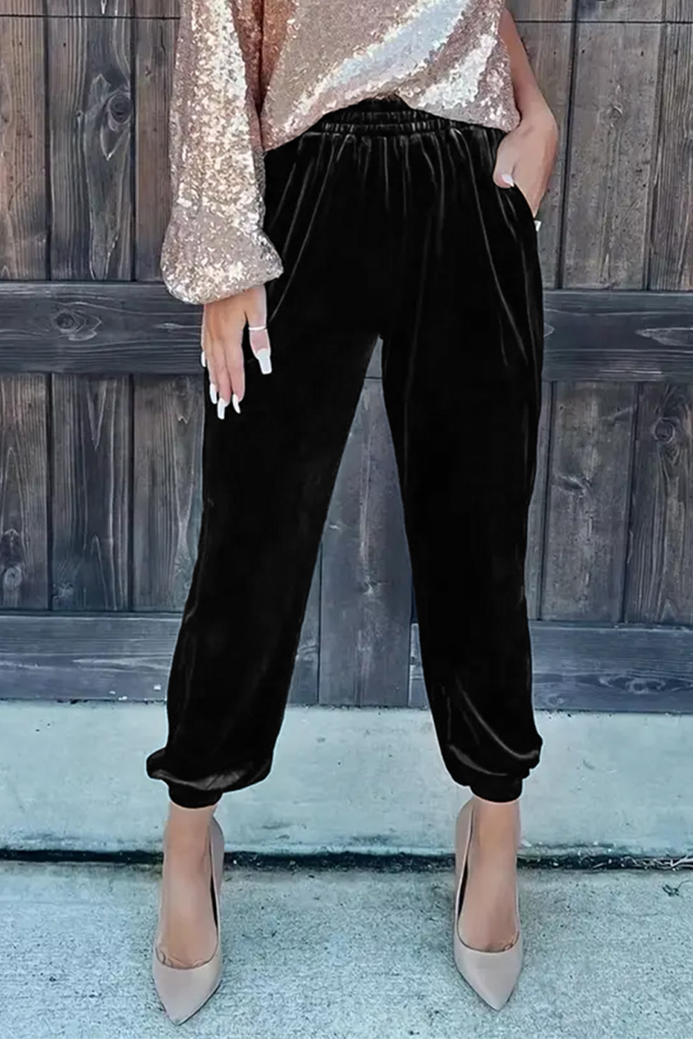 Black Solid Velvet Jogger Pants - loveforevers