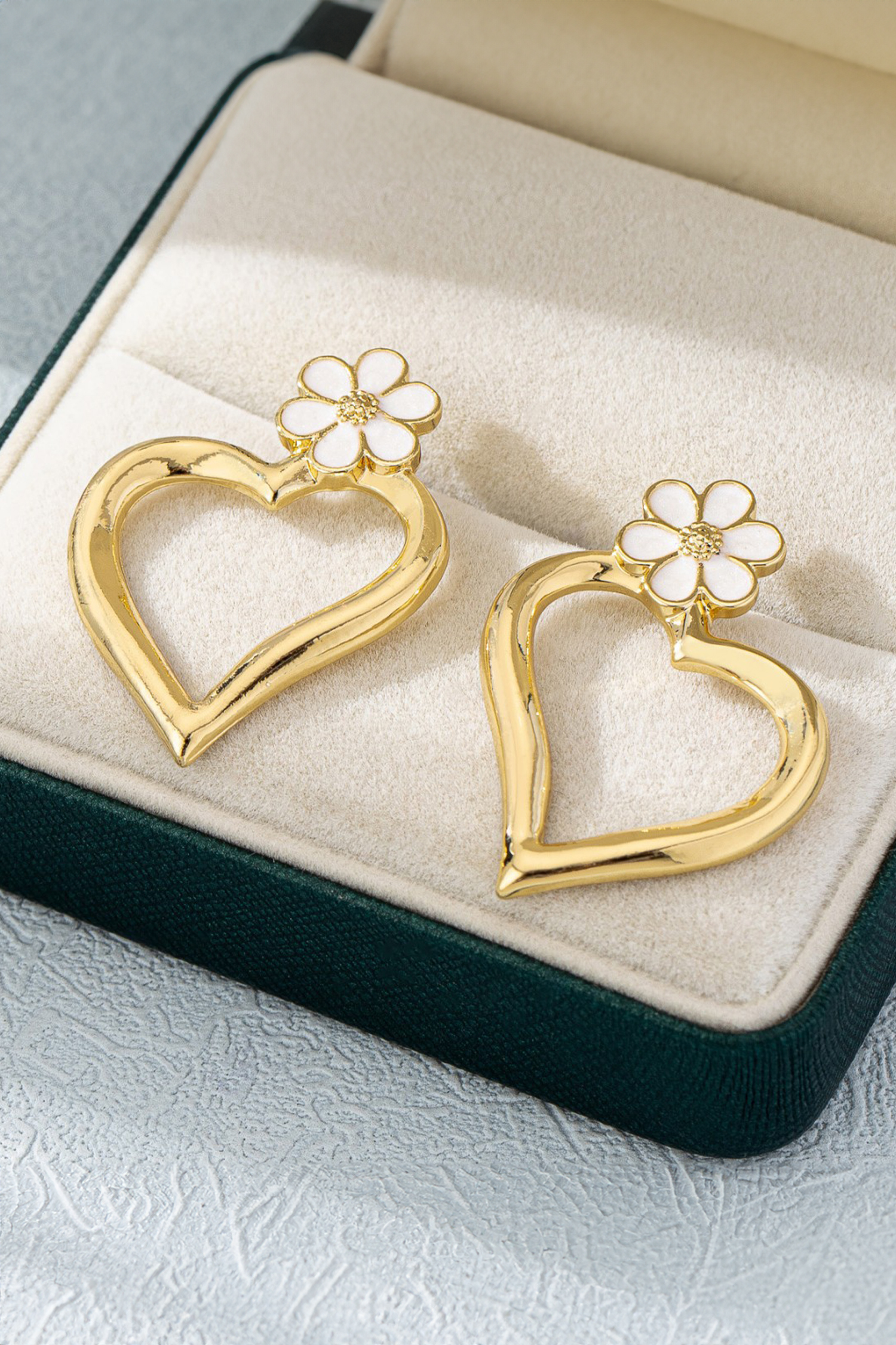 Gold Daring Hollowed Heart Dainty Flower Studded Earrings - loveforevers