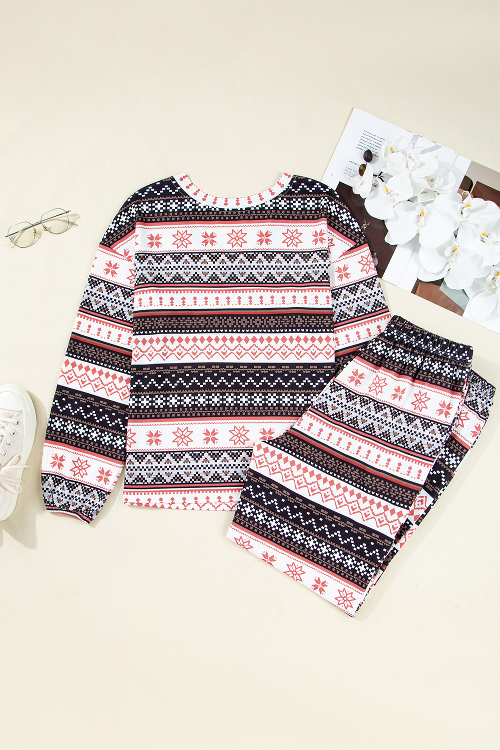 Black Retro Christmas Pattern Loose Pullover 2pcs Lounge Pant Set - loveforevers
