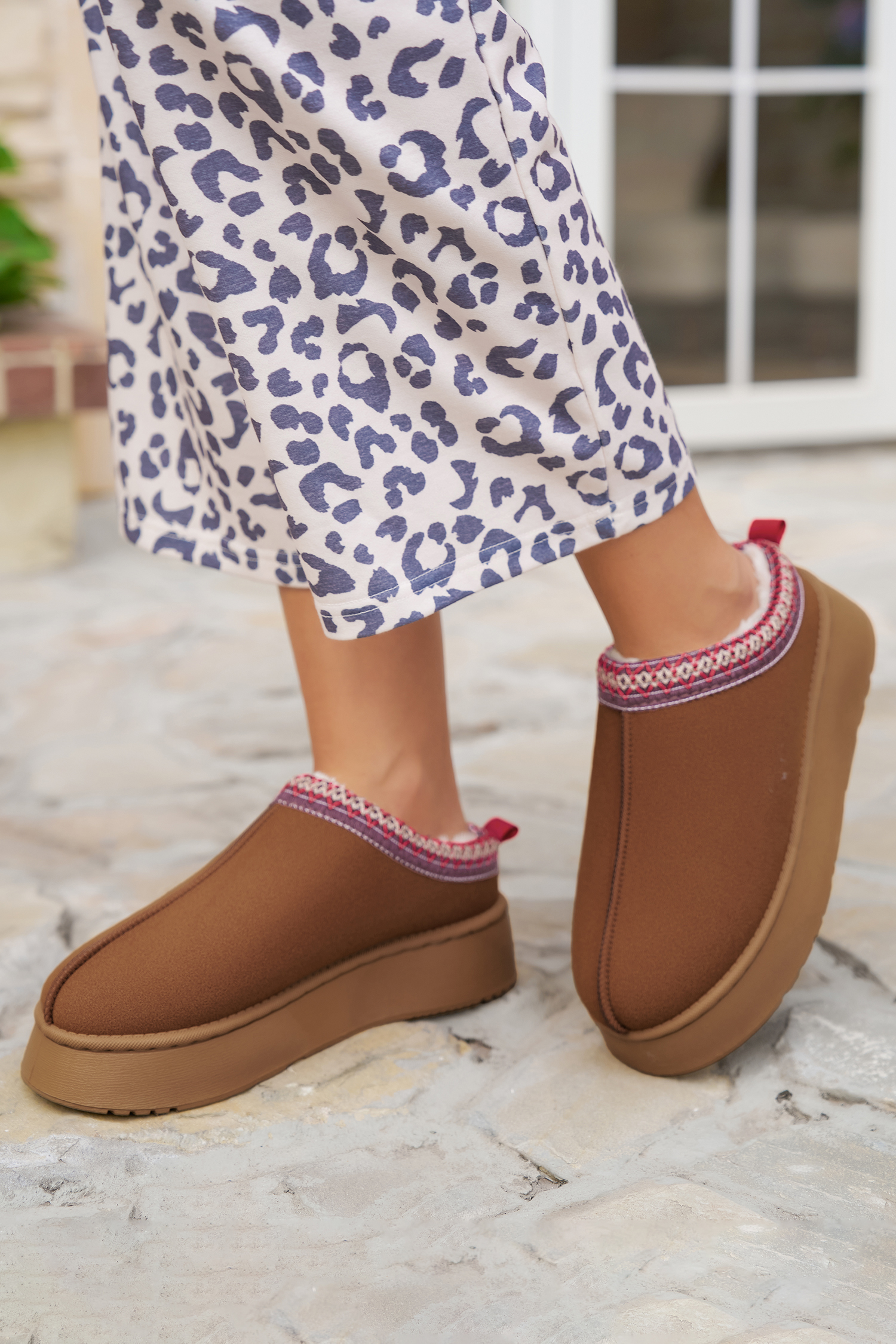 Chestnut Contrast Print Suede Plush Lined Snow Boots - loveforevers