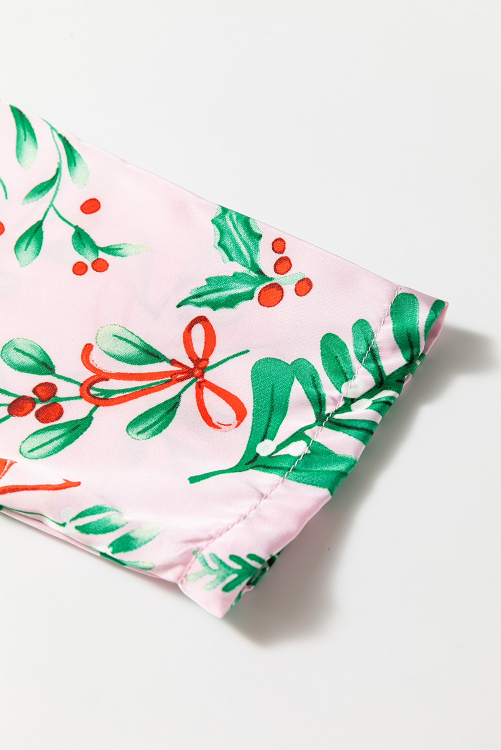 Pink Christmas Berries Plant Print Satin Long Sleeve Pajama Set - loveforevers