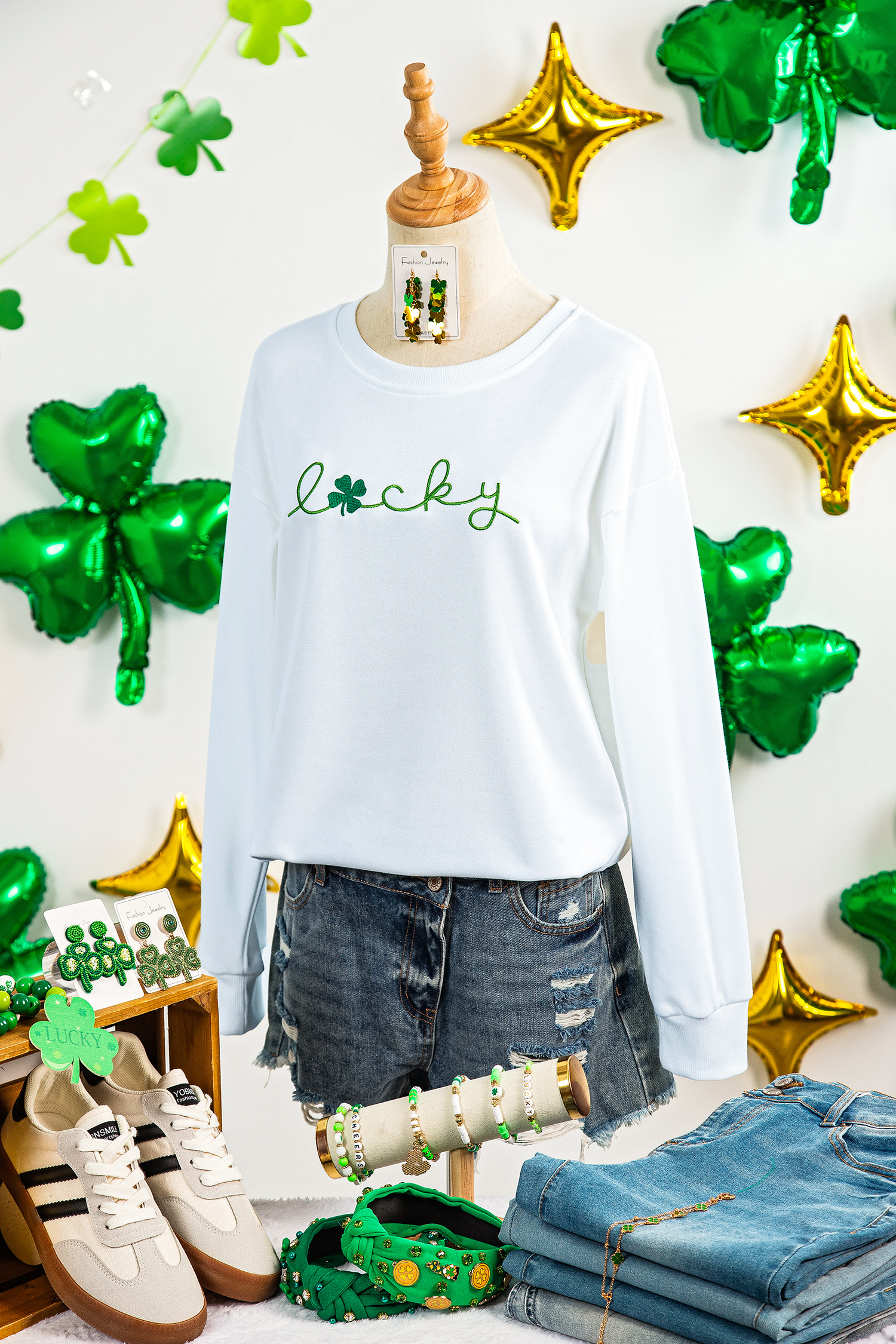 White LUCKY Clover Embroidered Long Sleeve Top - loveforevers