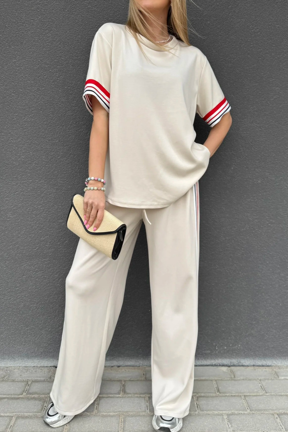 Jet Stream Contrast Striped Trim Crewneck T Shirt Loose Straight Pants Set - loveforevers