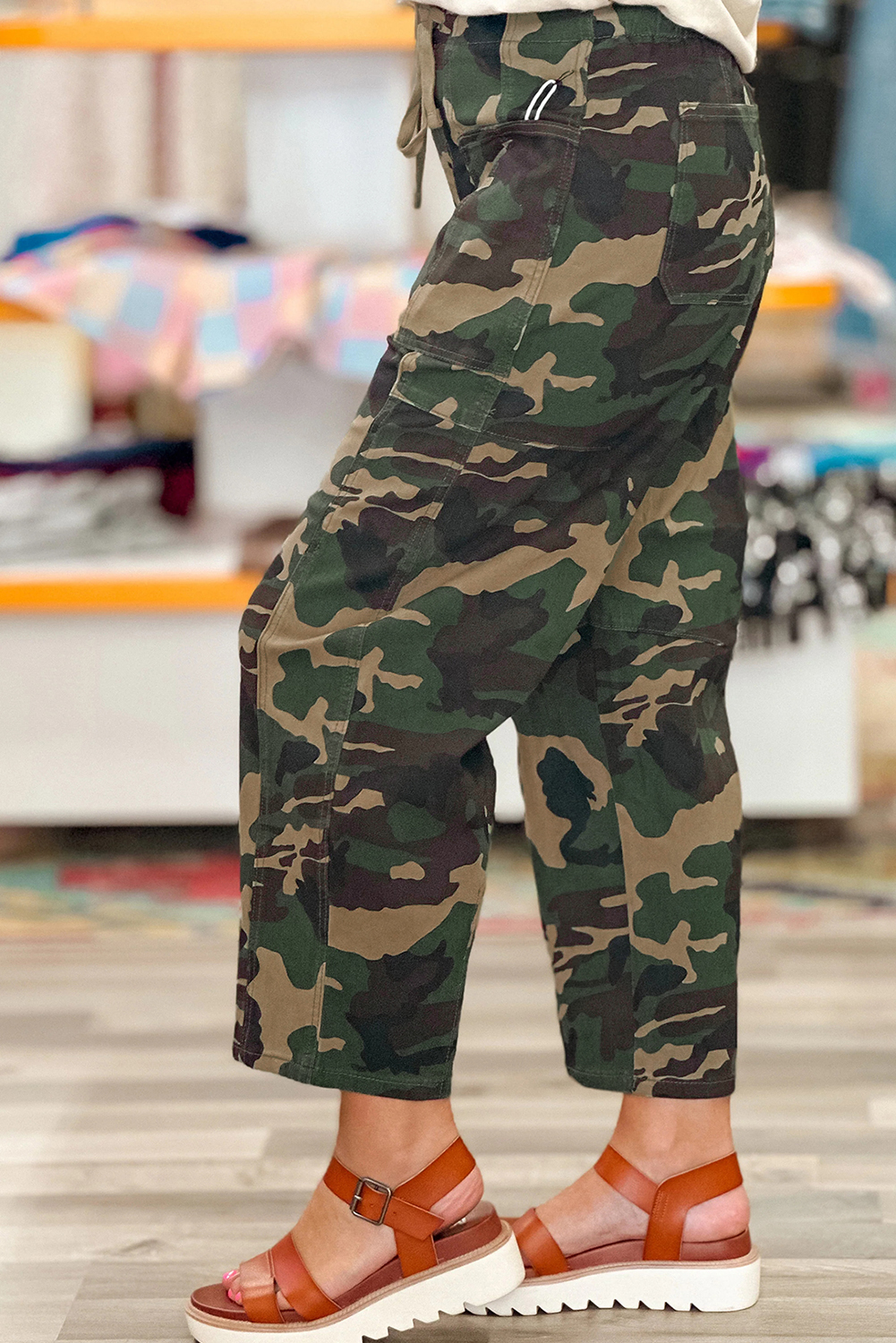Green Camouflage Print Drawstring Patch Pocket Barrel Jeans - loveforevers