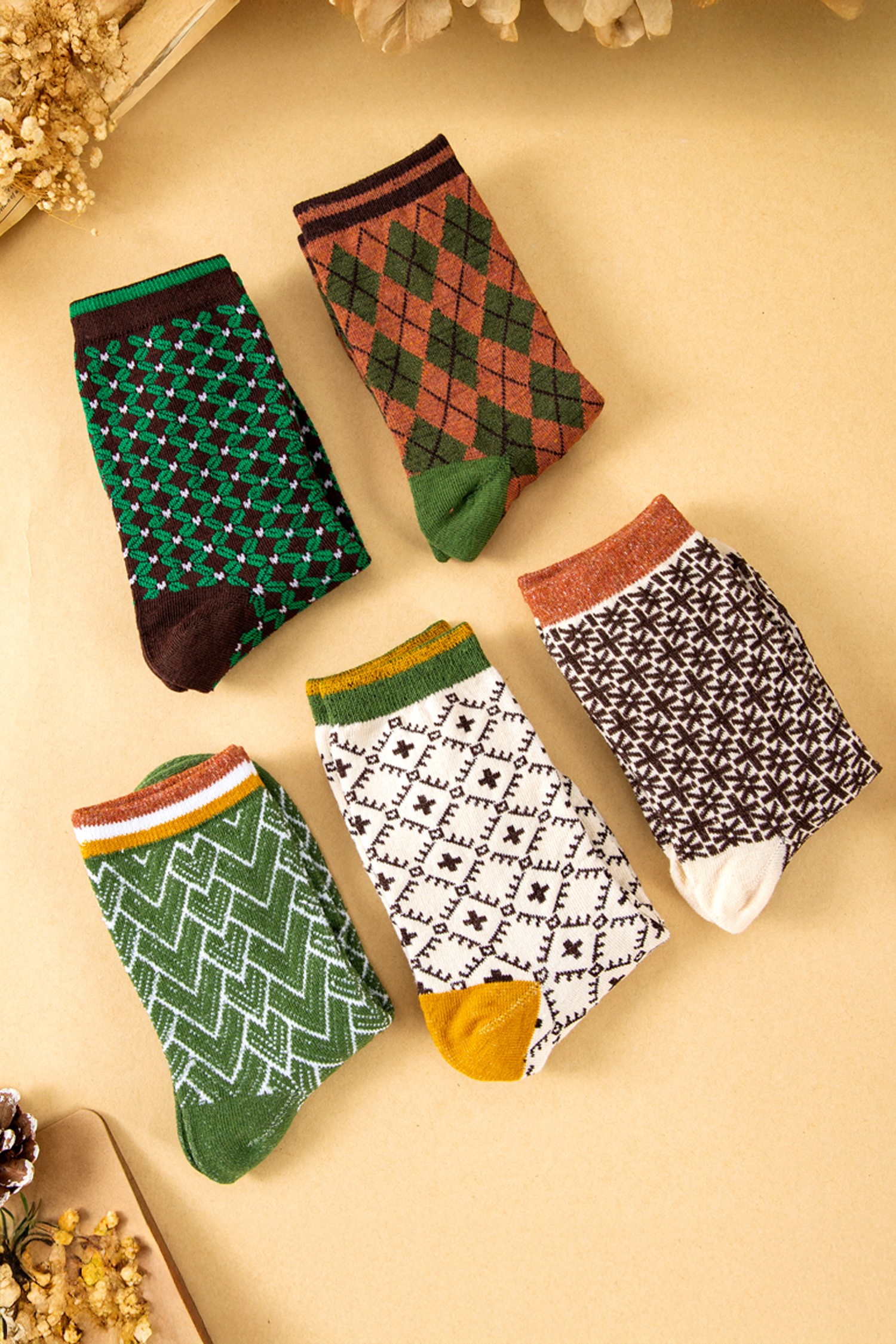 Guacamole Green 5 Pairs Retro Geometric Pattern Combed Cotton Socks Set - loveforevers