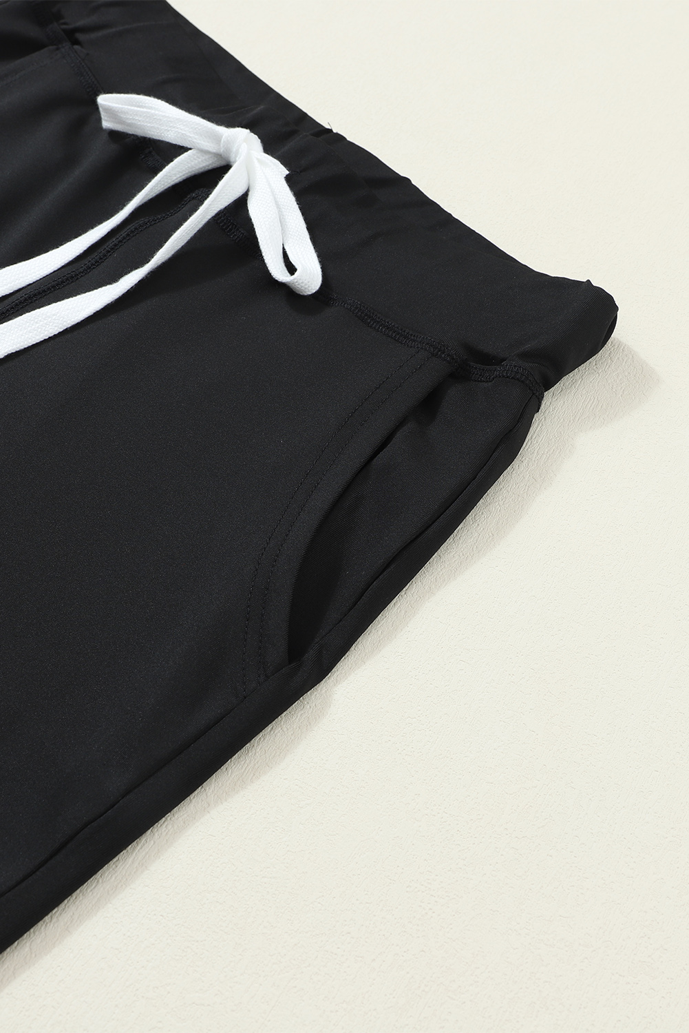 Black Drawstring Elastic Waistband Pocketed Joggers - loveforevers