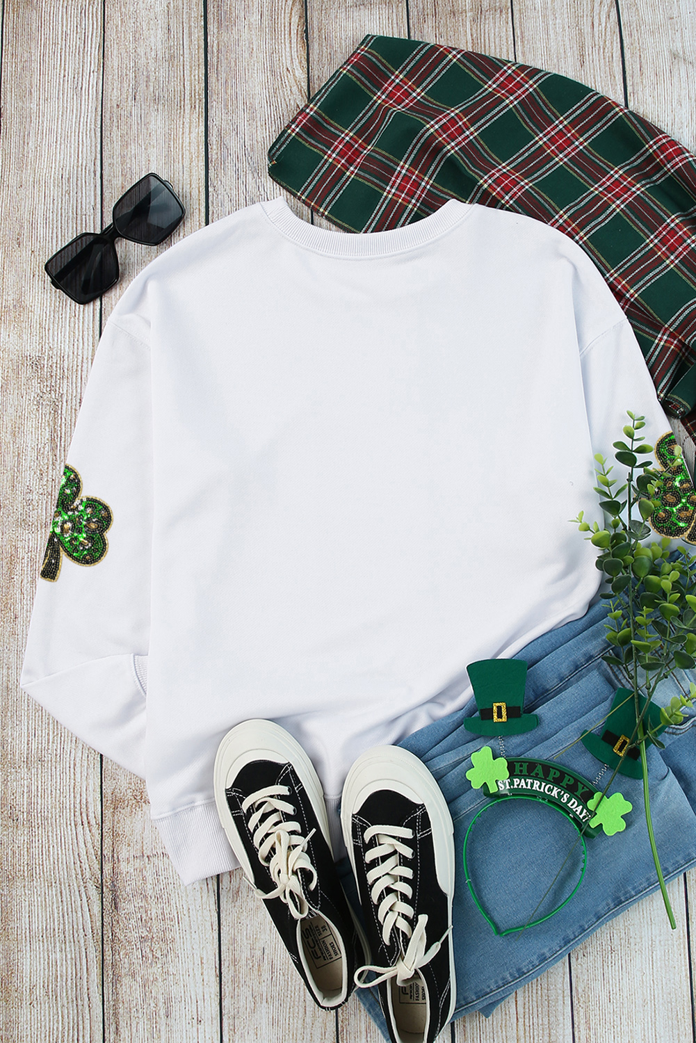 White Sequin Clover Patched Pattern St Patrick Pullover Sweatshirt - loveforevers