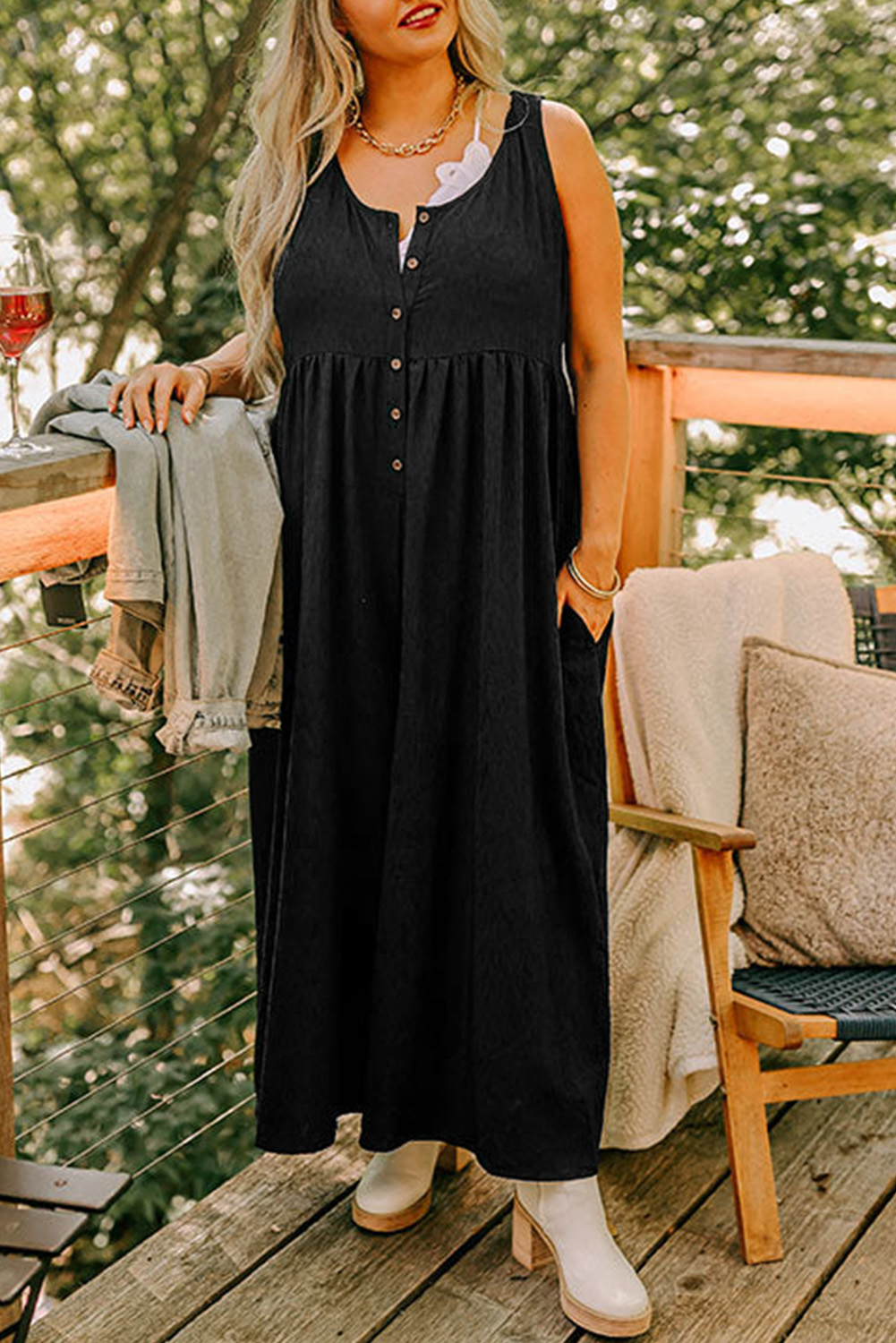 Black Plus Size Sleeveless Button Front Loose Jumpsuit - loveforevers