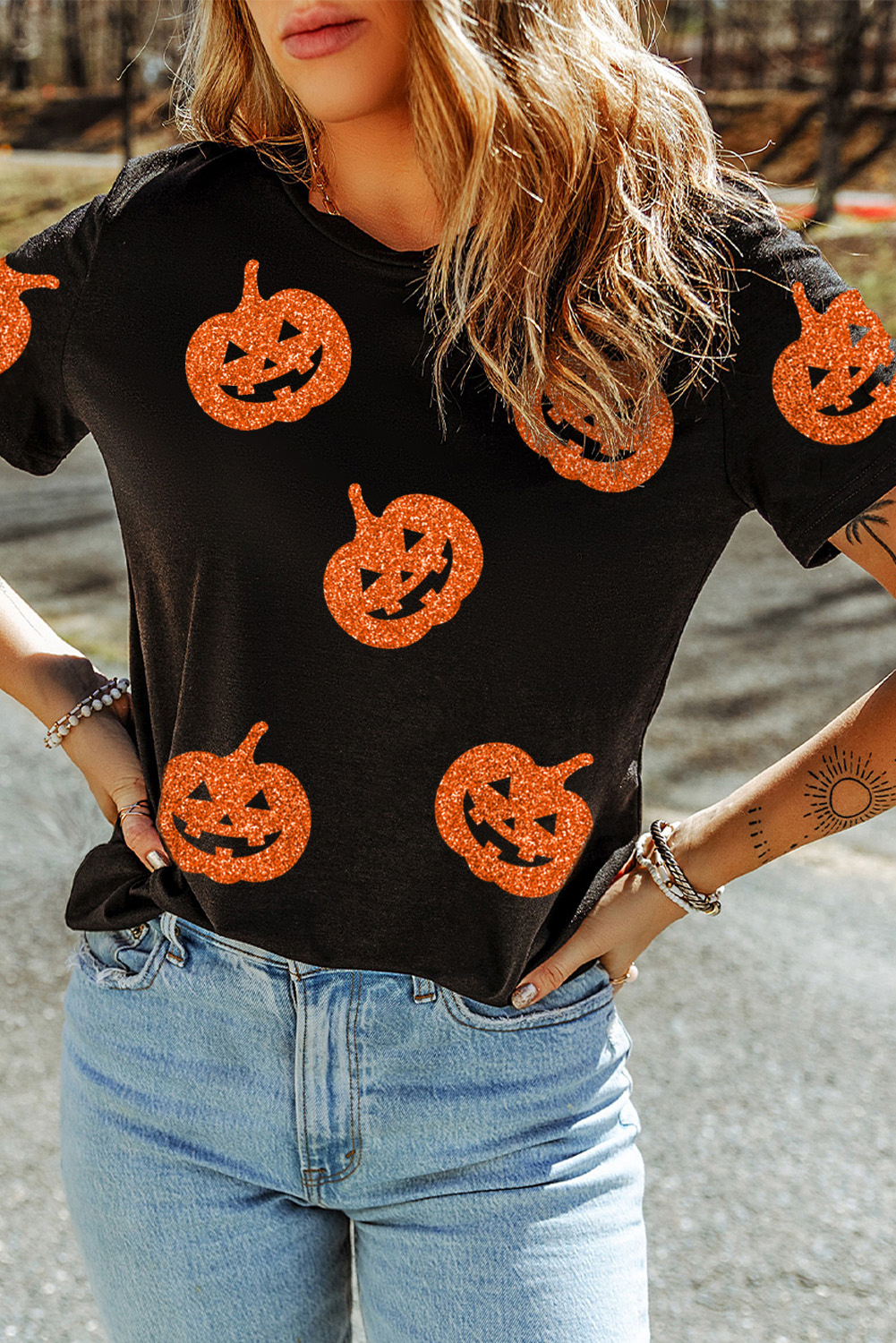 Black Glittering Pumpkin Face Graphic Crewneck Halloween T Shirt - loveforevers