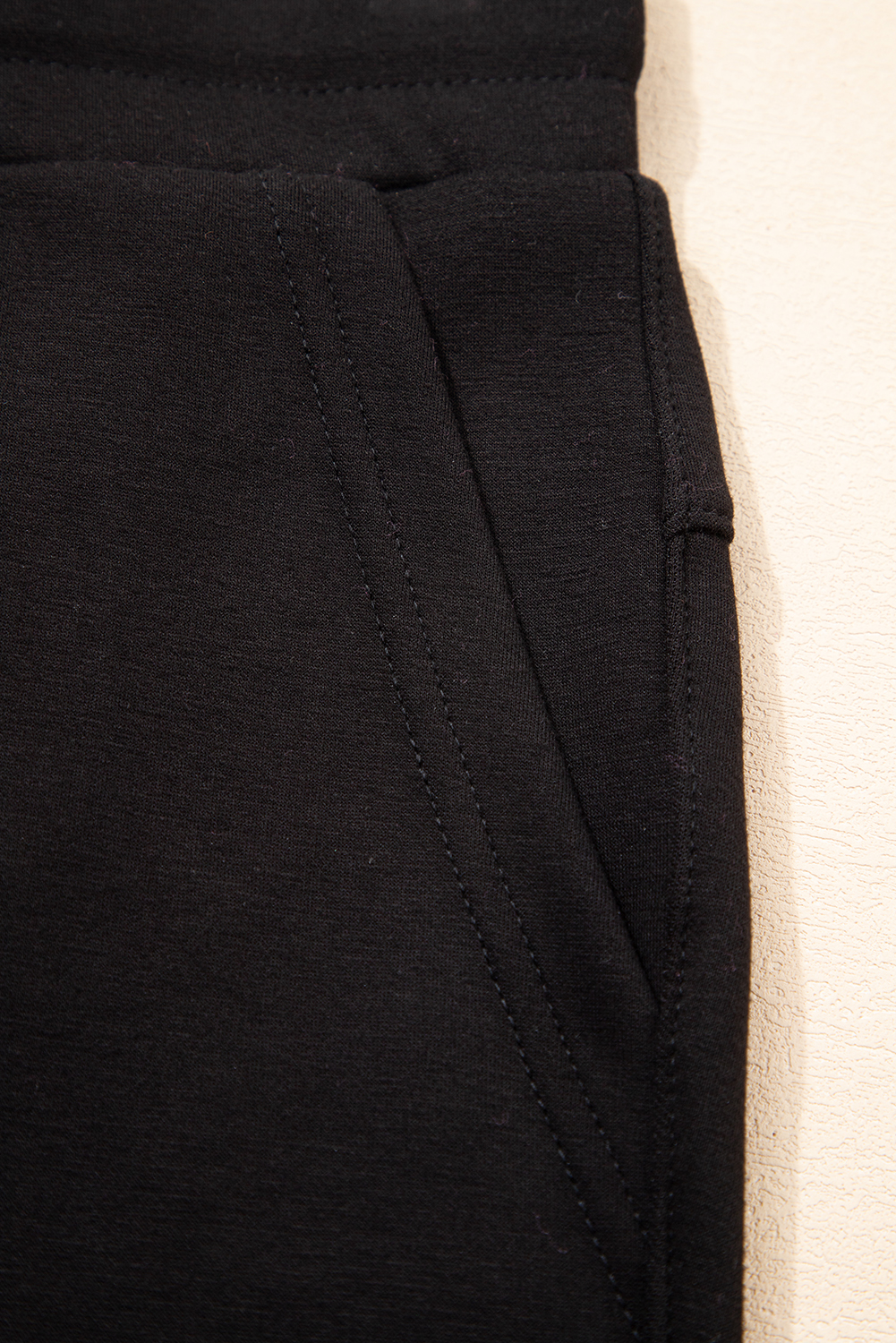 Black Exposed Seam Detail Skinny Drawstring Jogger Pants - loveforevers