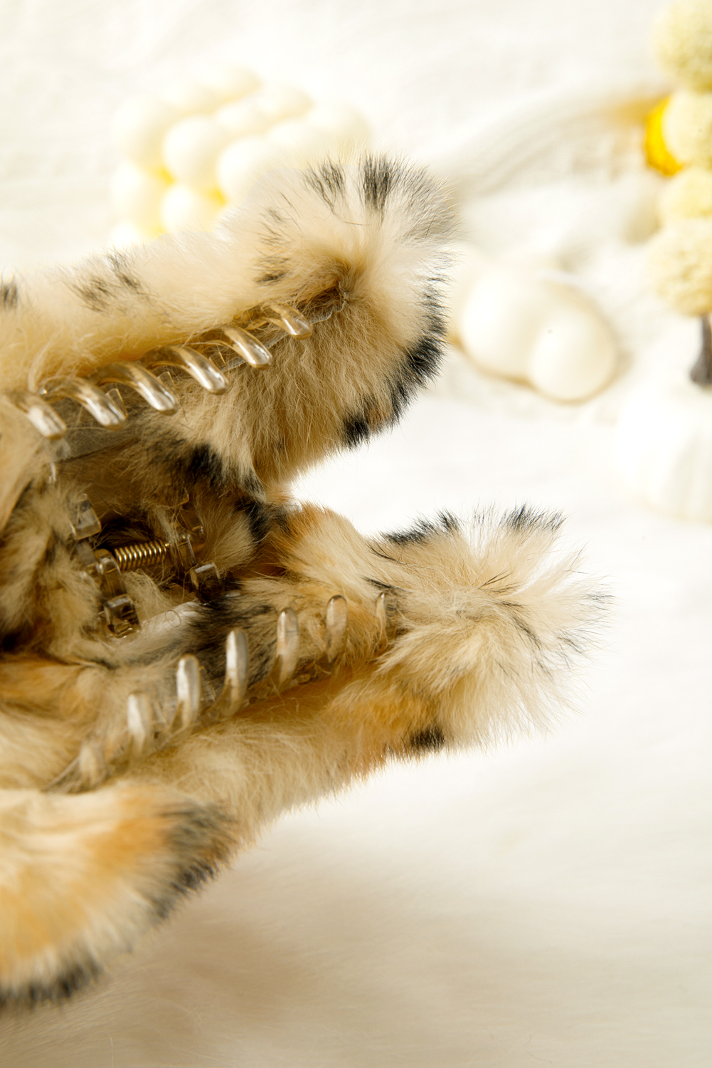 Thai Curry Leopard Fluffy Plush Cony Fur Hair Claw Clip - loveforevers