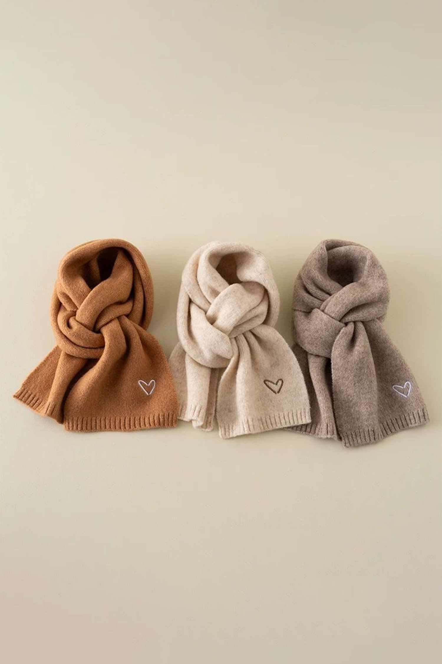 Thai Curry Tiny Heart Embroidered Detail Ribbed Trim Warm Knit Scarf - loveforevers