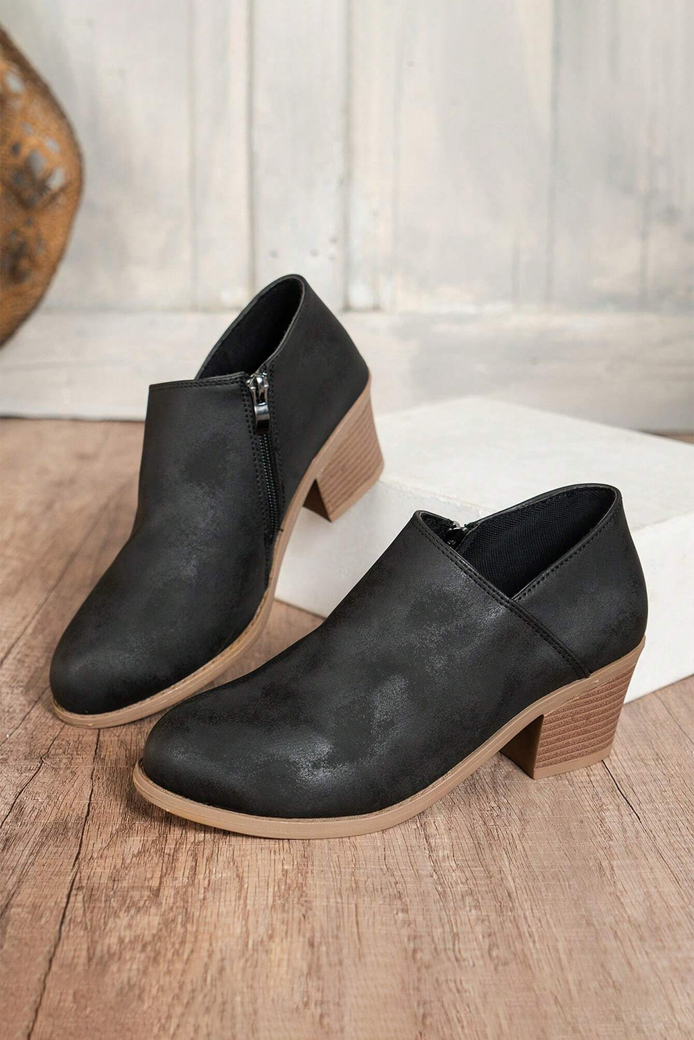 Philippine Gray Tulip Opening Suede Ankle Boots - loveforevers
