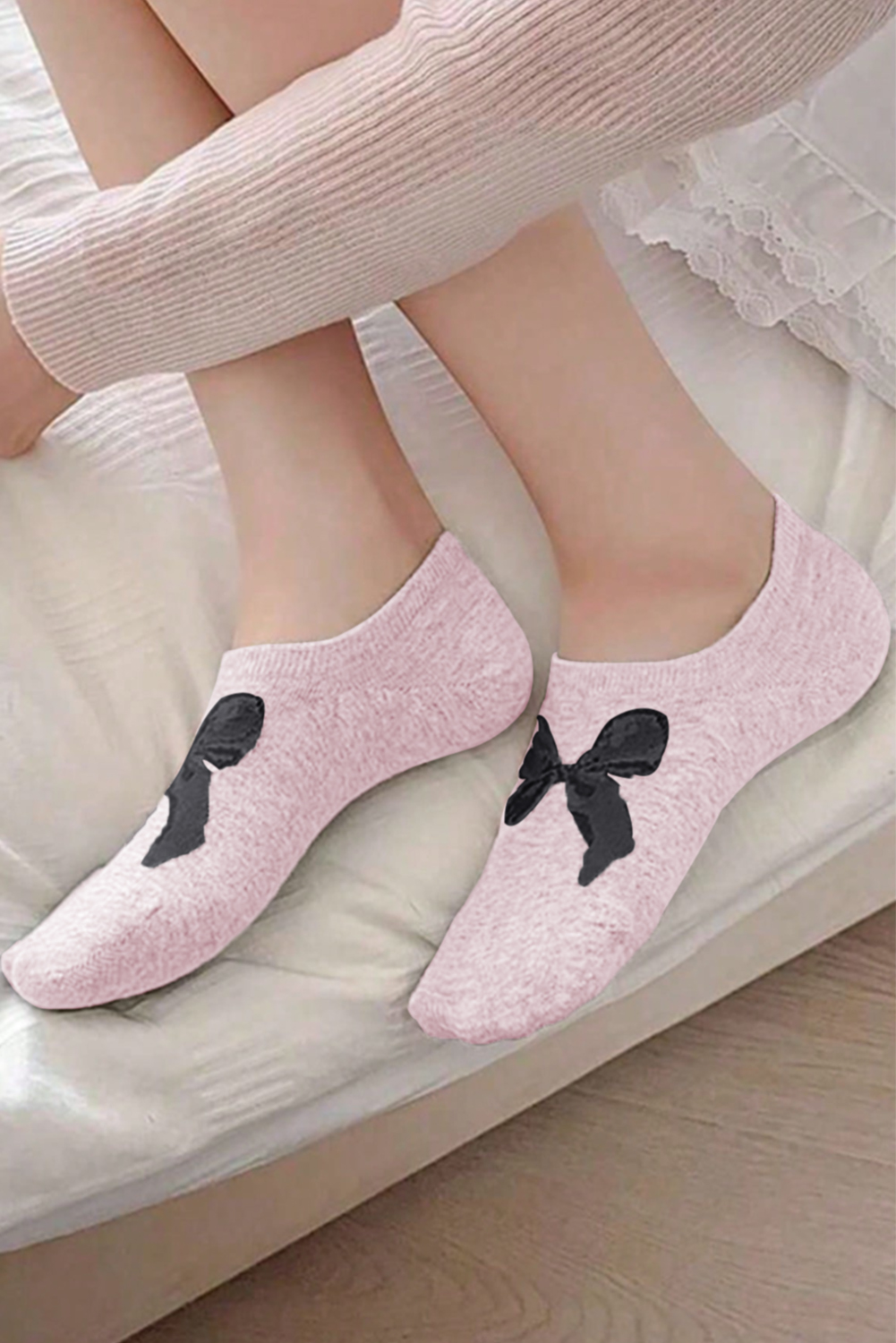 Gray Bow Knot Soft No Show Socks - loveforevers