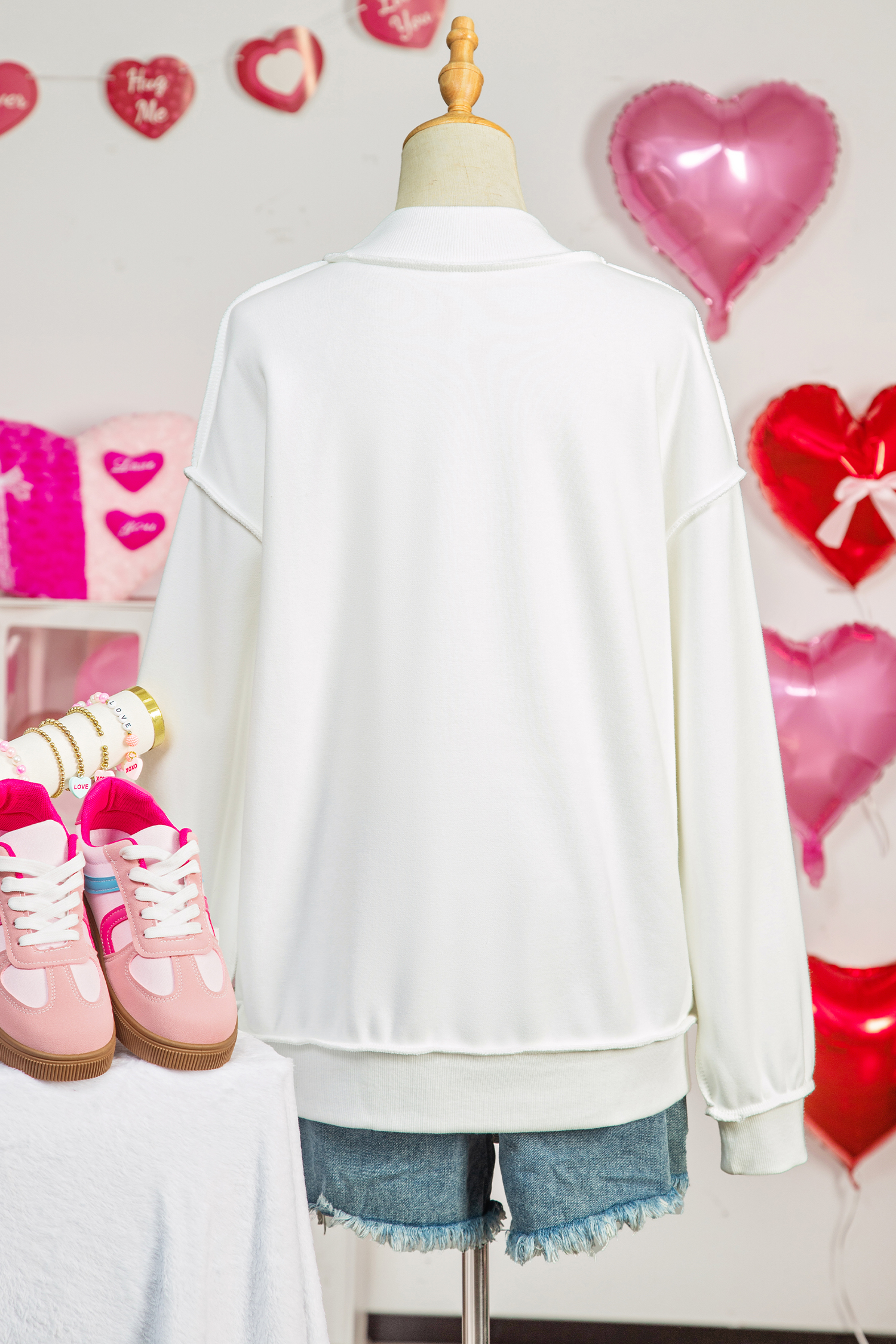 White Reversible Double Wear Sequin Donut Heart Graphic Mock Neck Sweatshirt - loveforevers