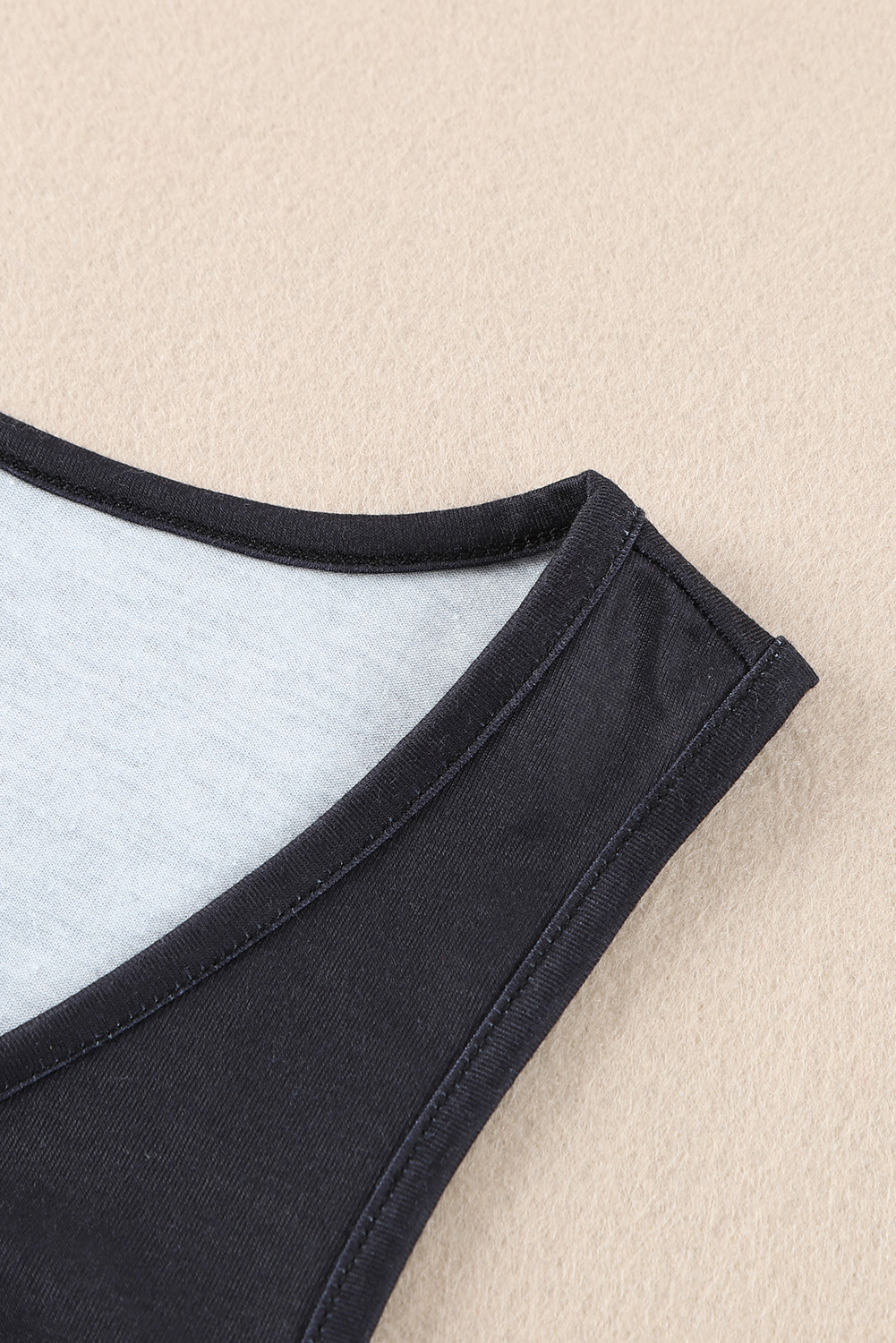 Black Gradient Leopard Split Neck Tank Top - loveforevers