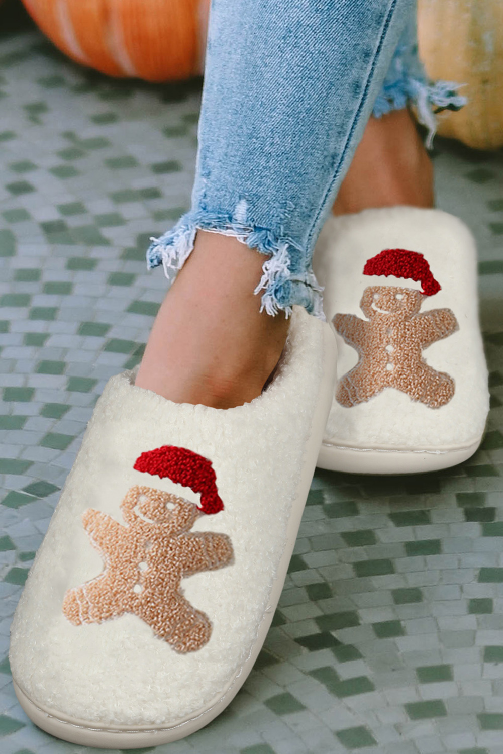 White Christmas Gingerbread Man Plush Home Slippers - loveforevers
