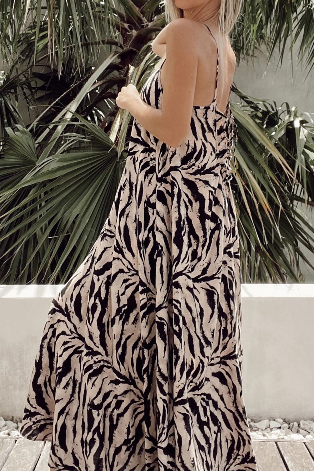 Black Abstract Print Open Back Boho Loose Maxi Sundress - loveforevers