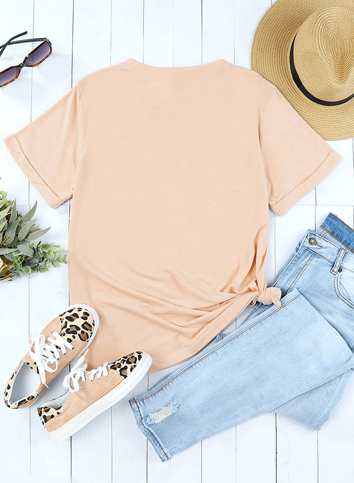 White Just A Girl Who Loves Fall Graphic T Shirt - loveforevers