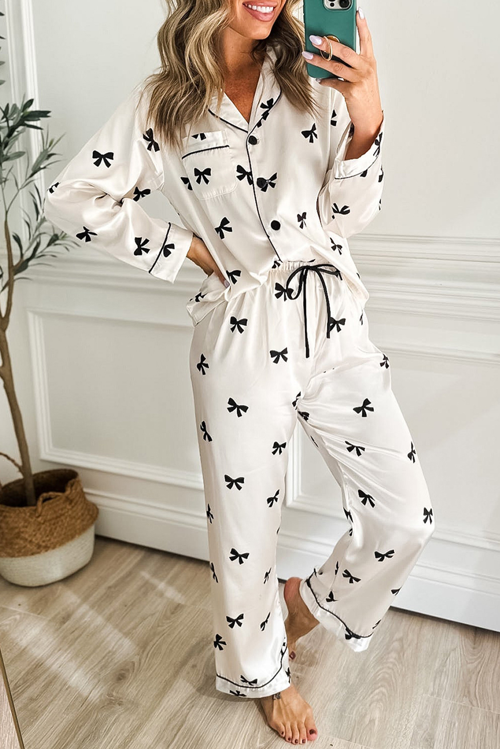 White Bows Print Two Piece Sleepwear - loveforevers