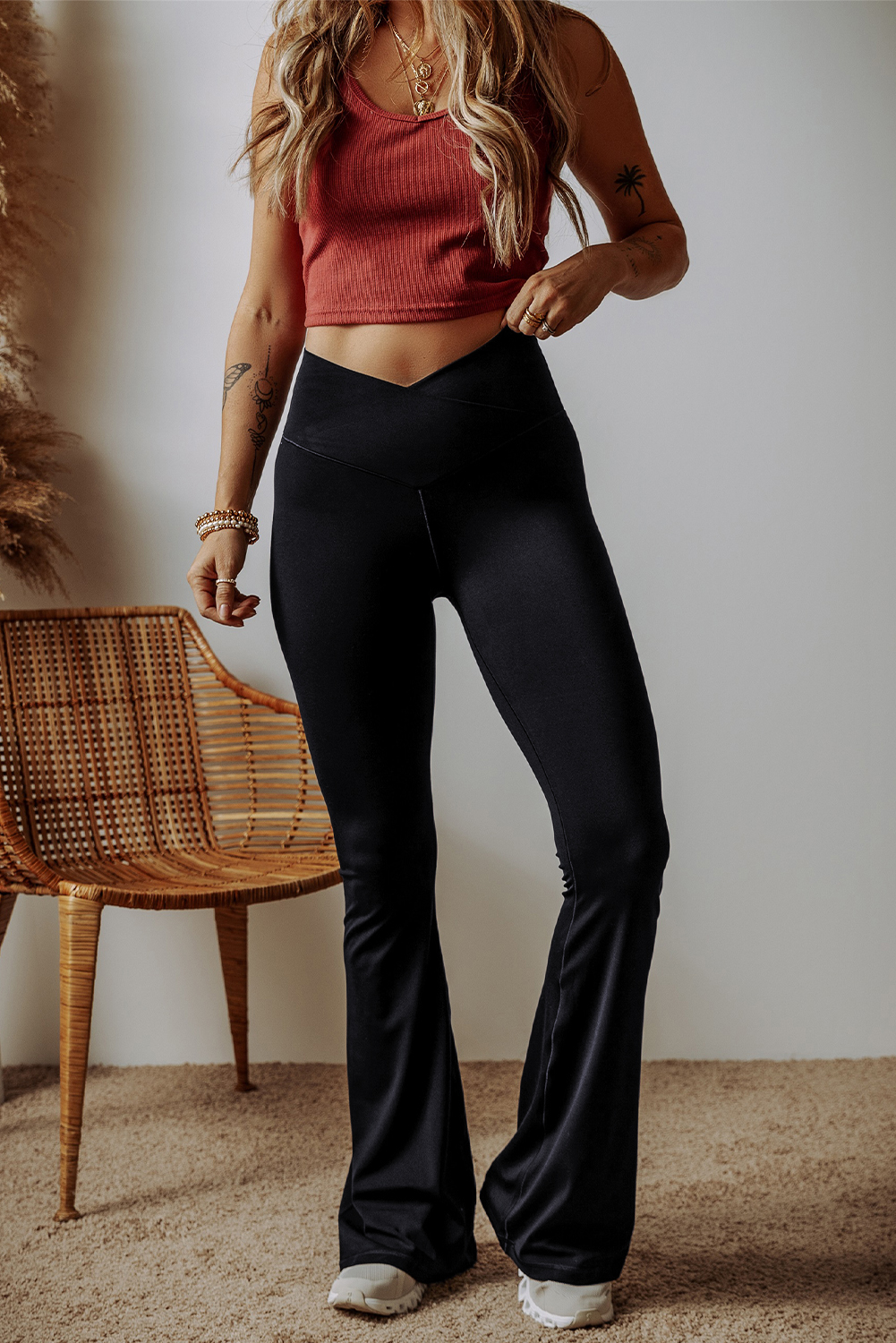 Black V Shape High Waist Flared Leggings - loveforevers