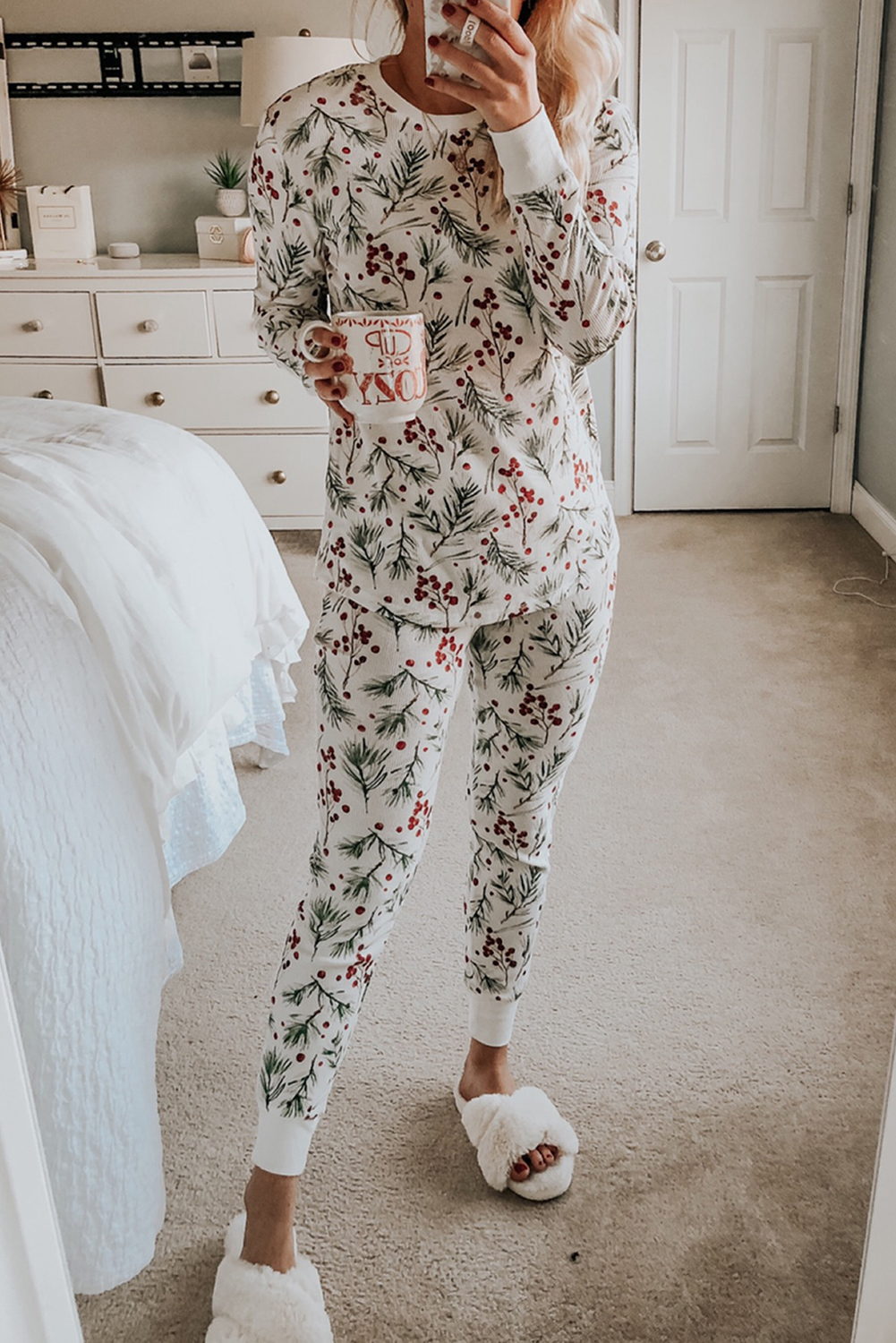 White Holly Print Thermal Pullover Pants Lounge Set - loveforevers