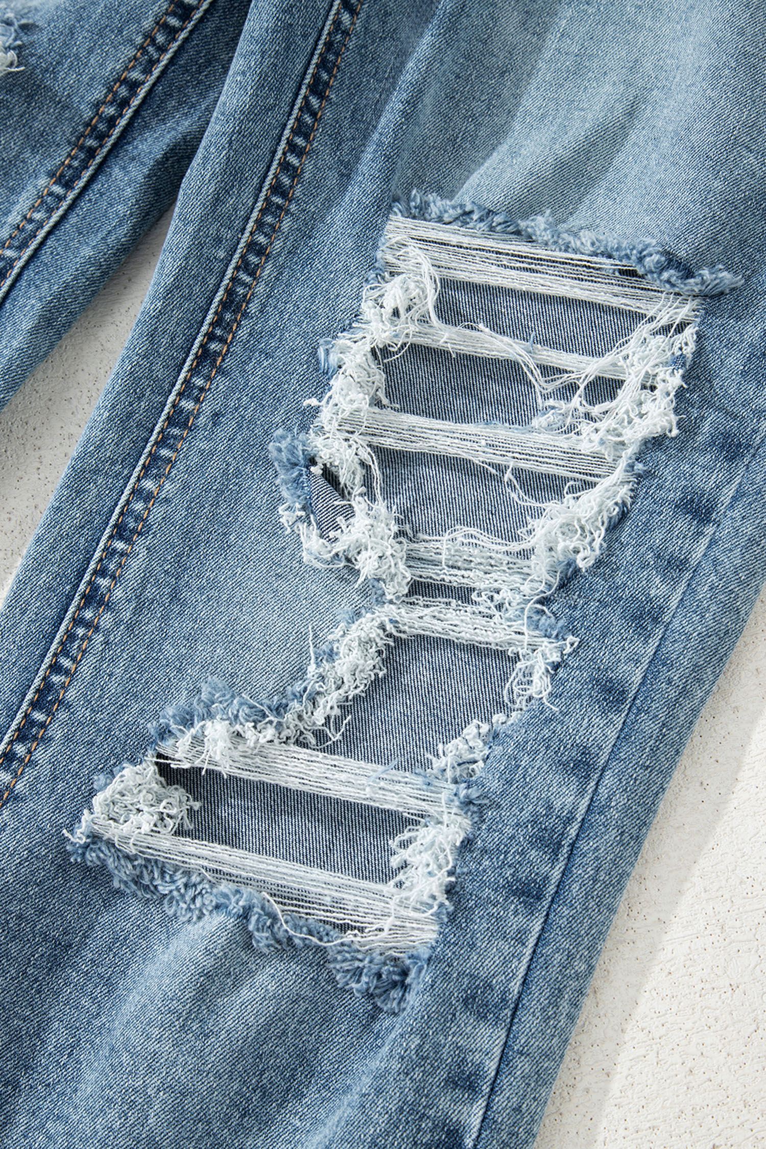 Myosotis Raw Hem Ripped Open Knee Fit Flare Jeans - loveforevers