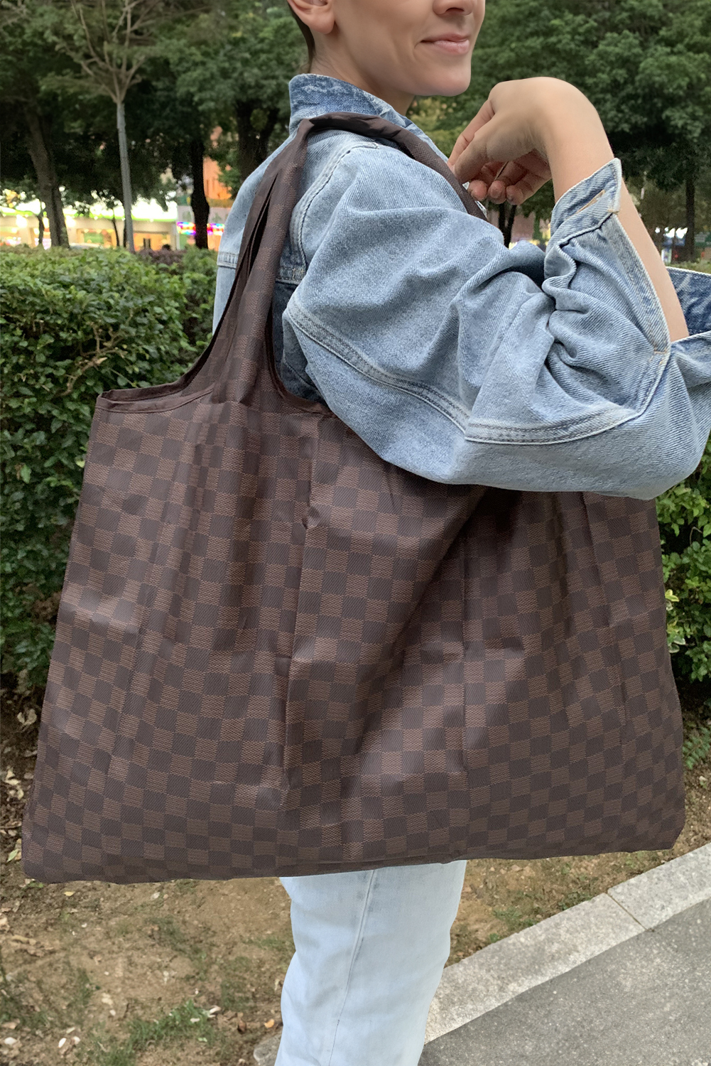Coffee Trendy Checkered Pattern Large Portable Tote Bag - loveforevers