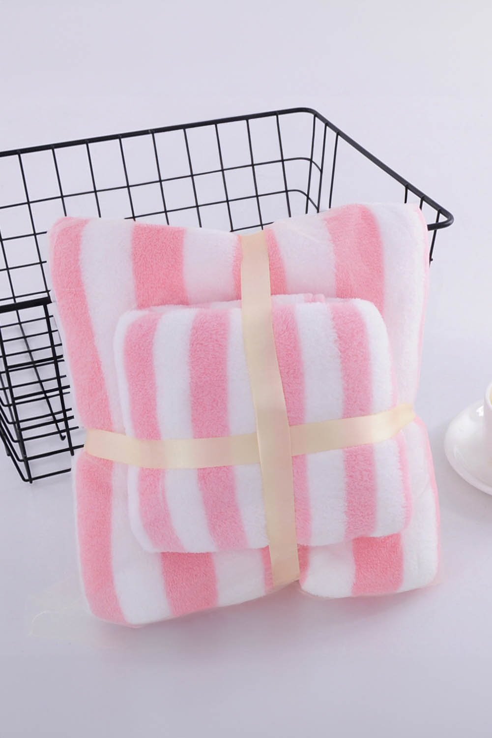 Pink Striped Plush Bath Towel Set - loveforevers