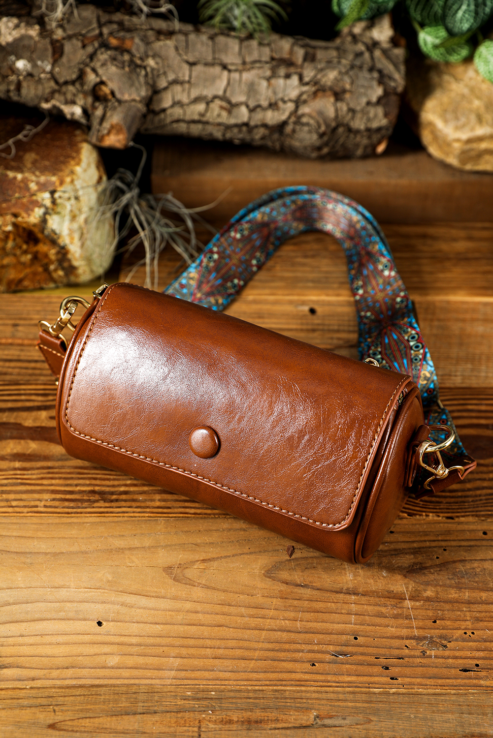 Chestnut PU Leather Flap Shoulder Bag with Retro Print Wide Strap - loveforevers