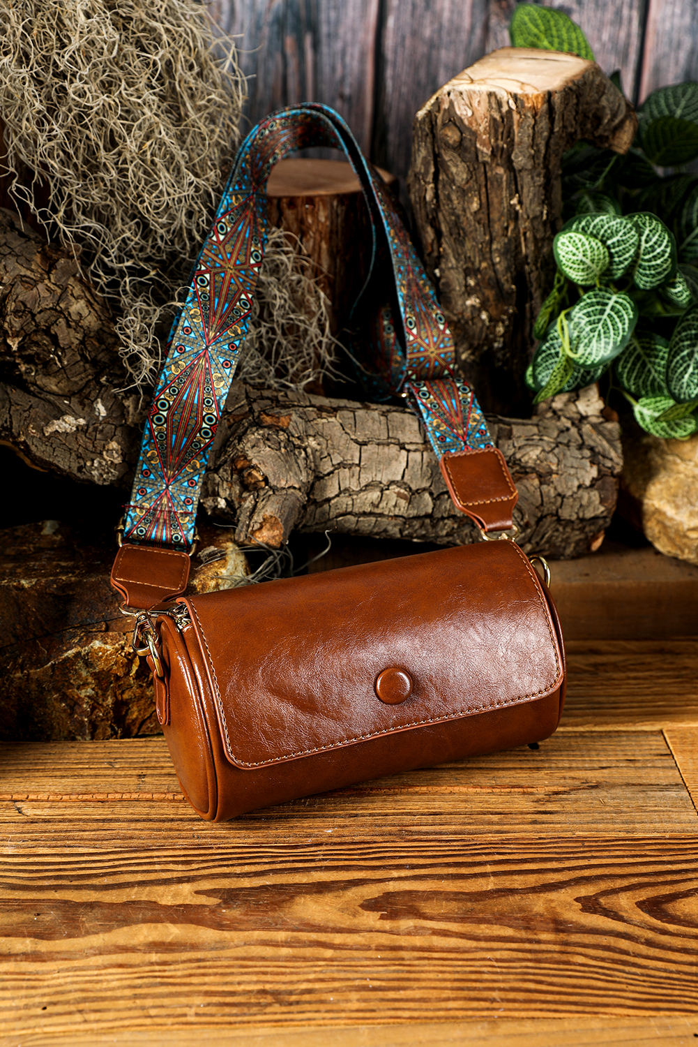 Chestnut PU Leather Flap Shoulder Bag with Retro Print Wide Strap - loveforevers