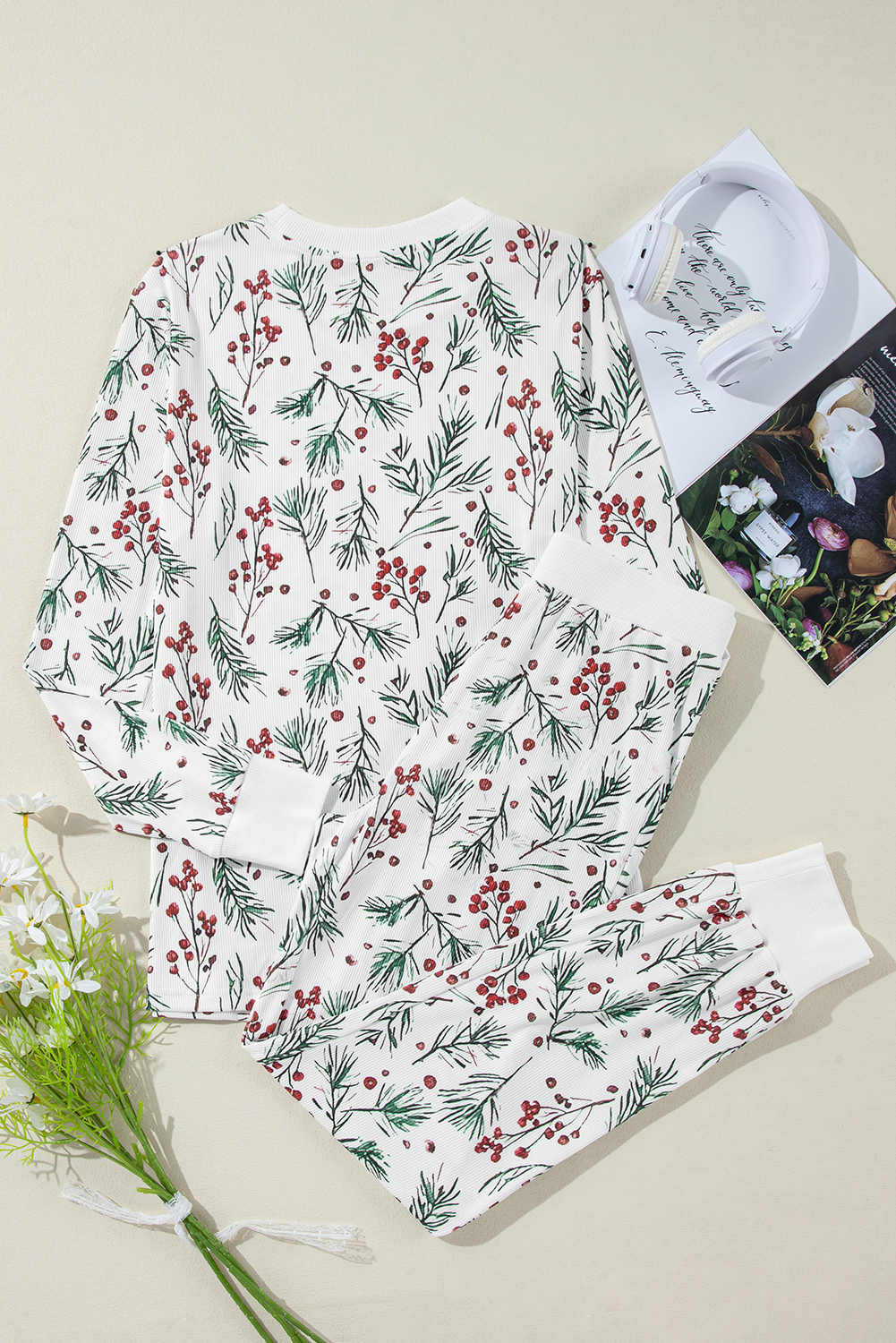 White Holly Print Thermal Pullover Pants Lounge Set - loveforevers