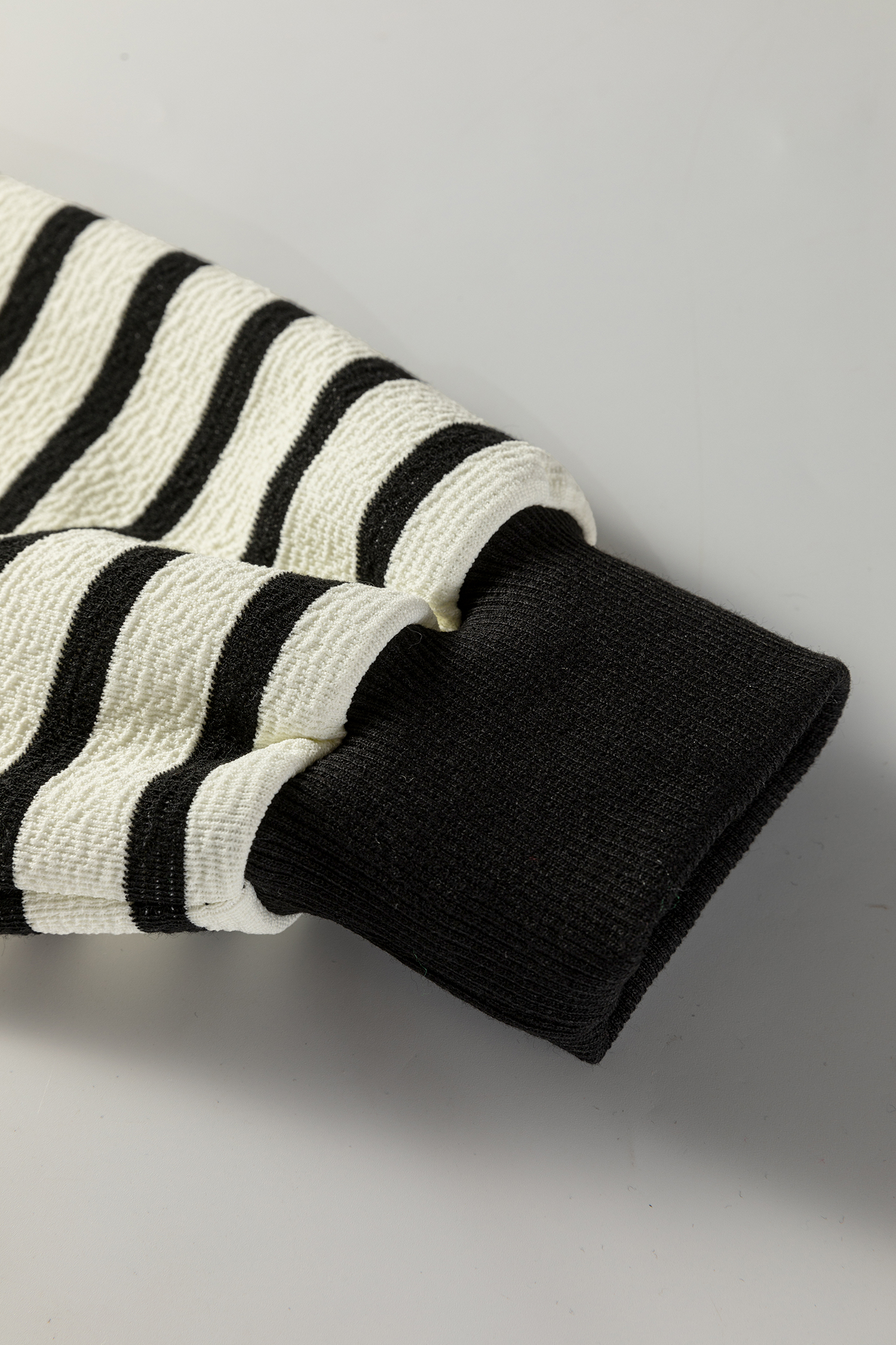 White Stripe Contrast MERRY Letter Christmas Print Drop Shoulder Sweatshirt - loveforevers