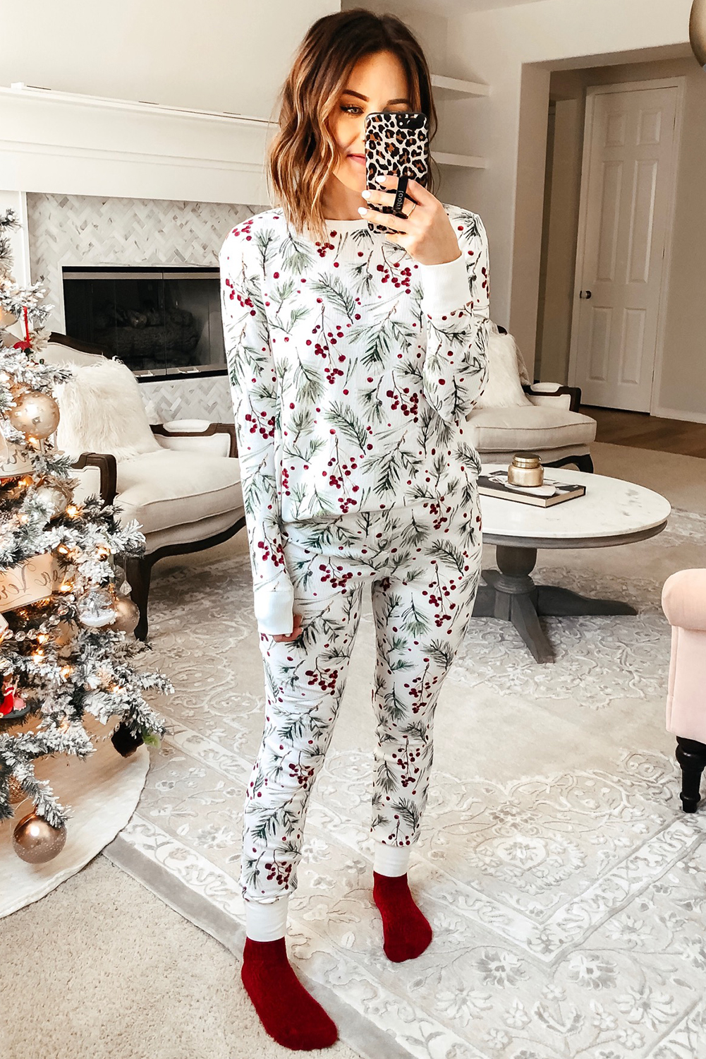 White Holly Print Thermal Pullover Pants Lounge Set - loveforevers
