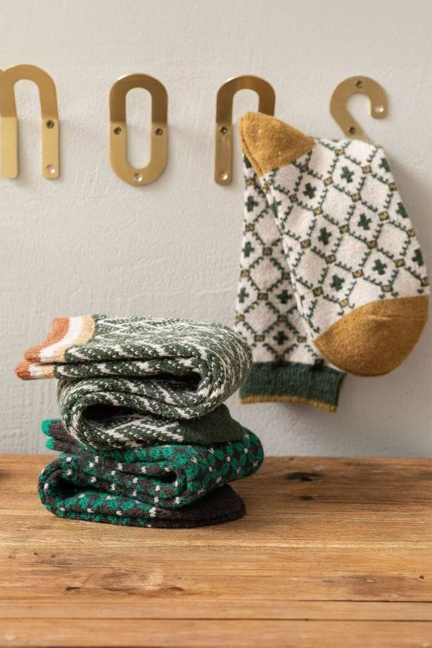 Guacamole Green 5 Pairs Retro Geometric Pattern Combed Cotton Socks Set - loveforevers
