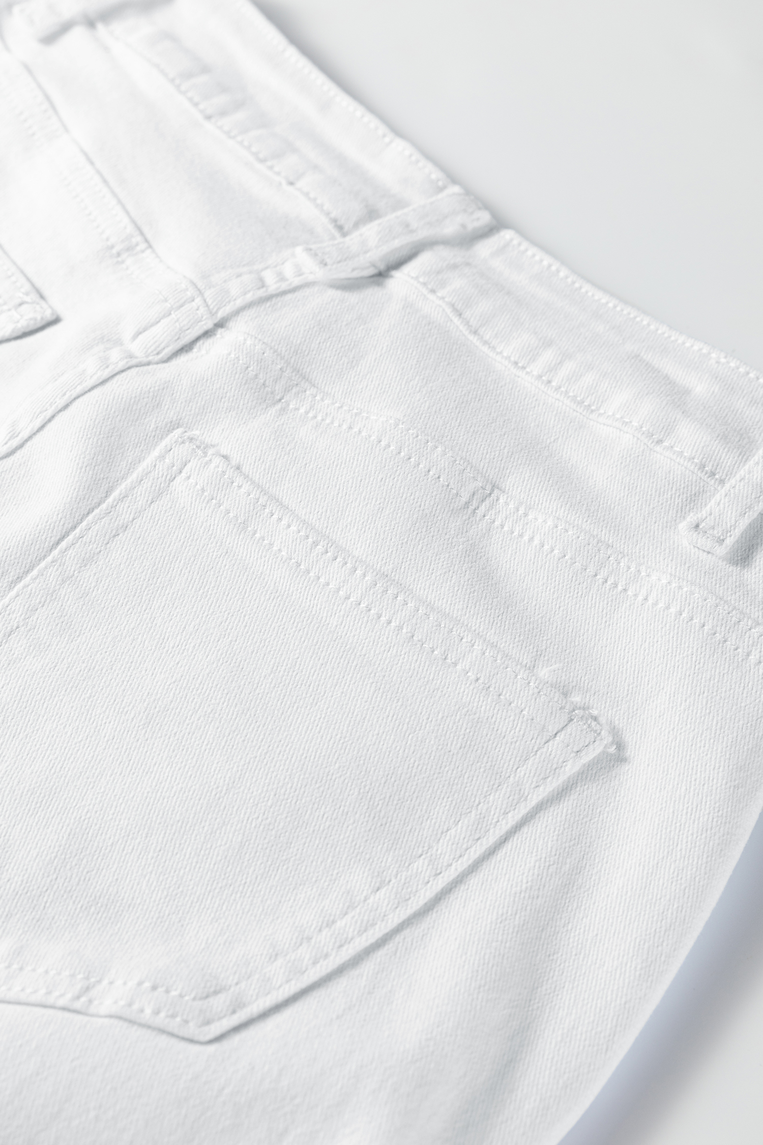 White Bow Knot Side Detail Straight Leg Loose Jeans - loveforevers