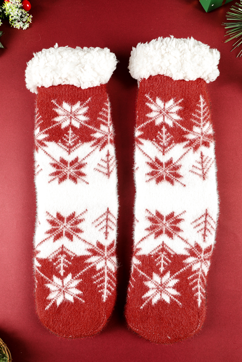 Fiery Red Christmas Snowflake Cozy Sherpa Lined Cabin Socks - loveforevers