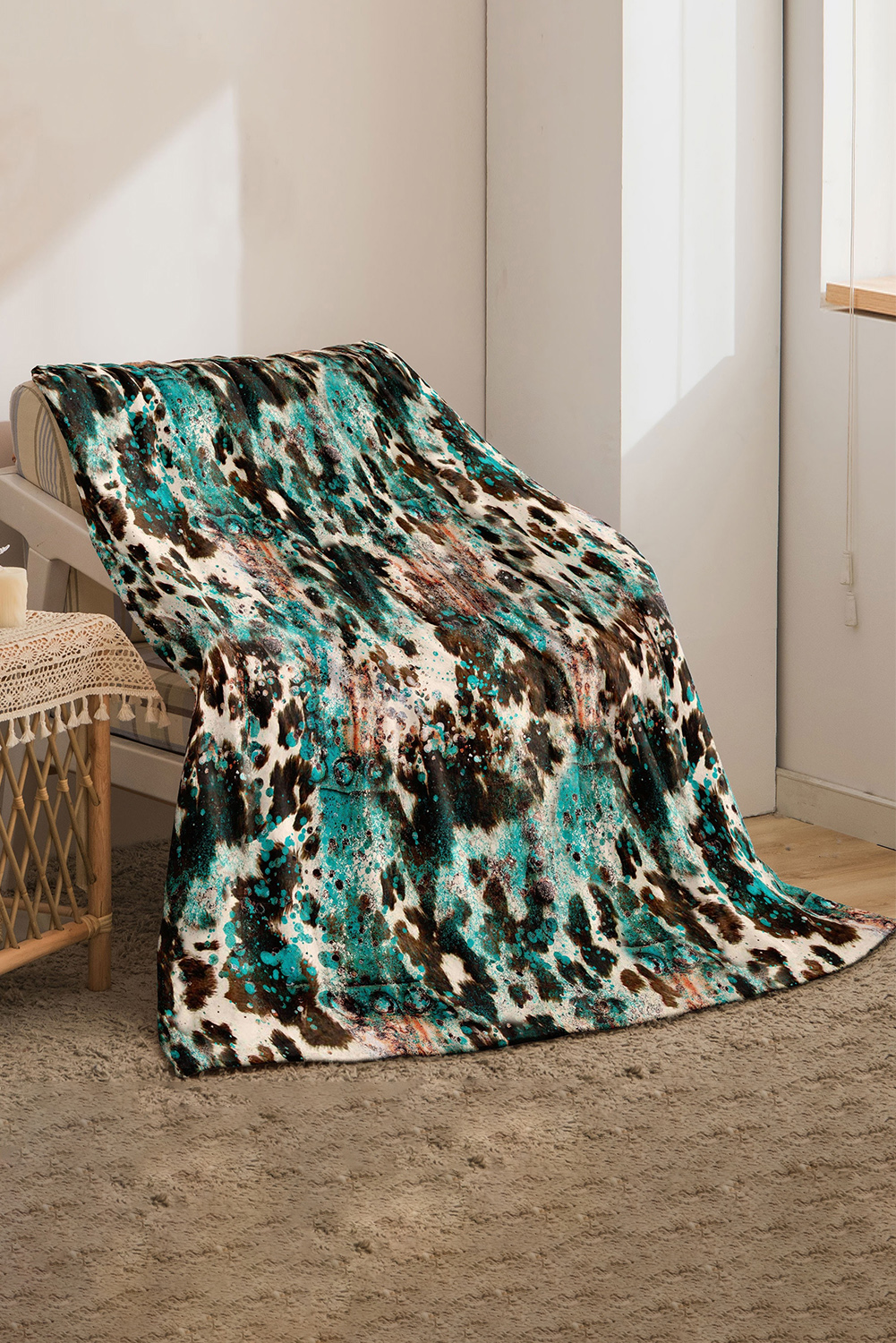 Multicolour Cow Spots Plush Blanket - loveforevers