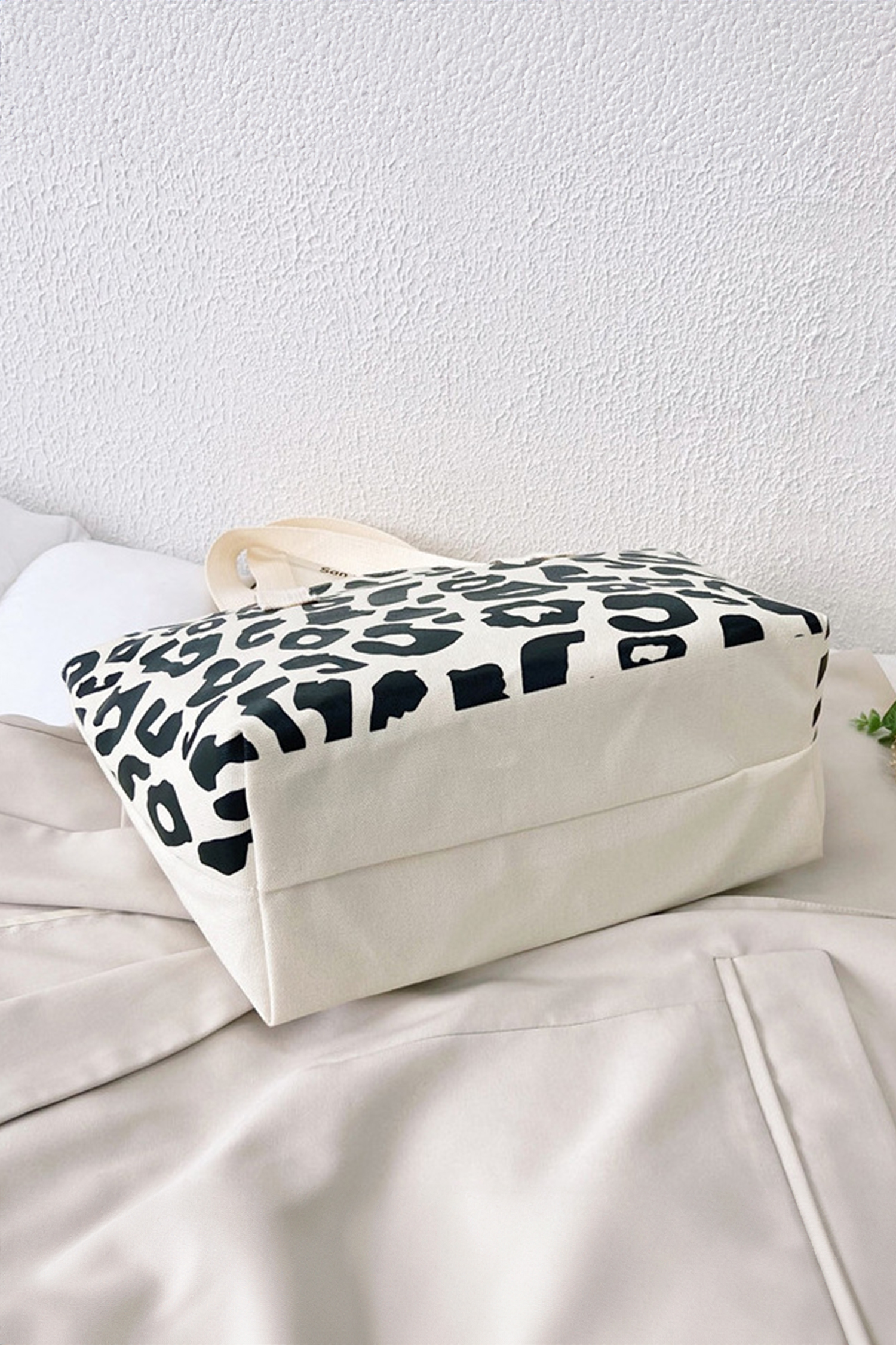 Black Leopard Print Canvas Tote Bag - loveforevers