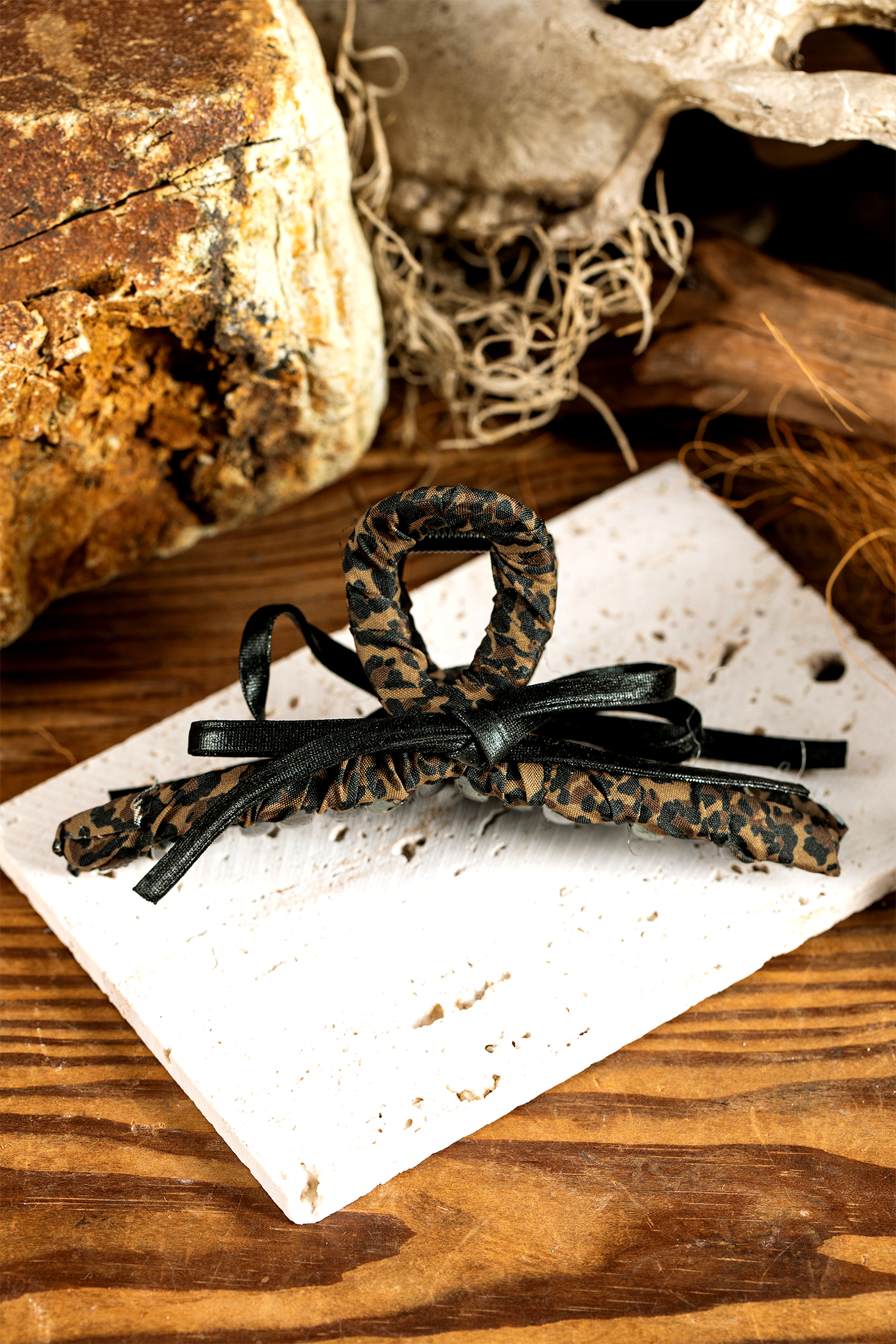 Thai Curry Leopard Cloth Wrap Over Contrast Bow Detail Hair Claw Clip - loveforevers