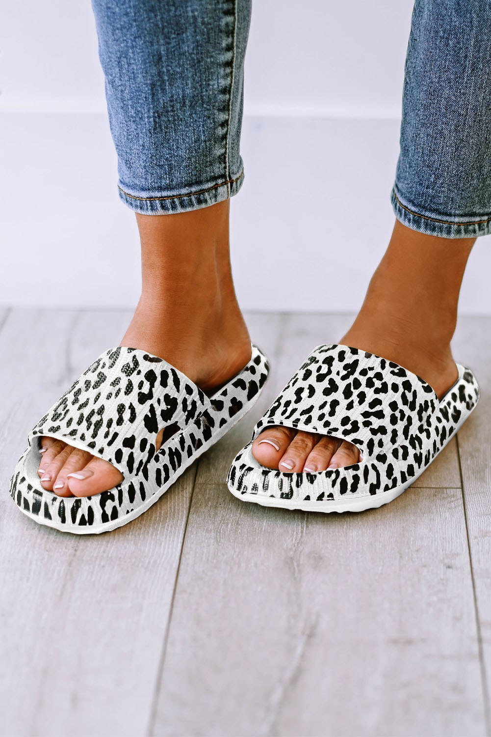 White Leopard Print Thick Sole Slip On Slippers - loveforevers