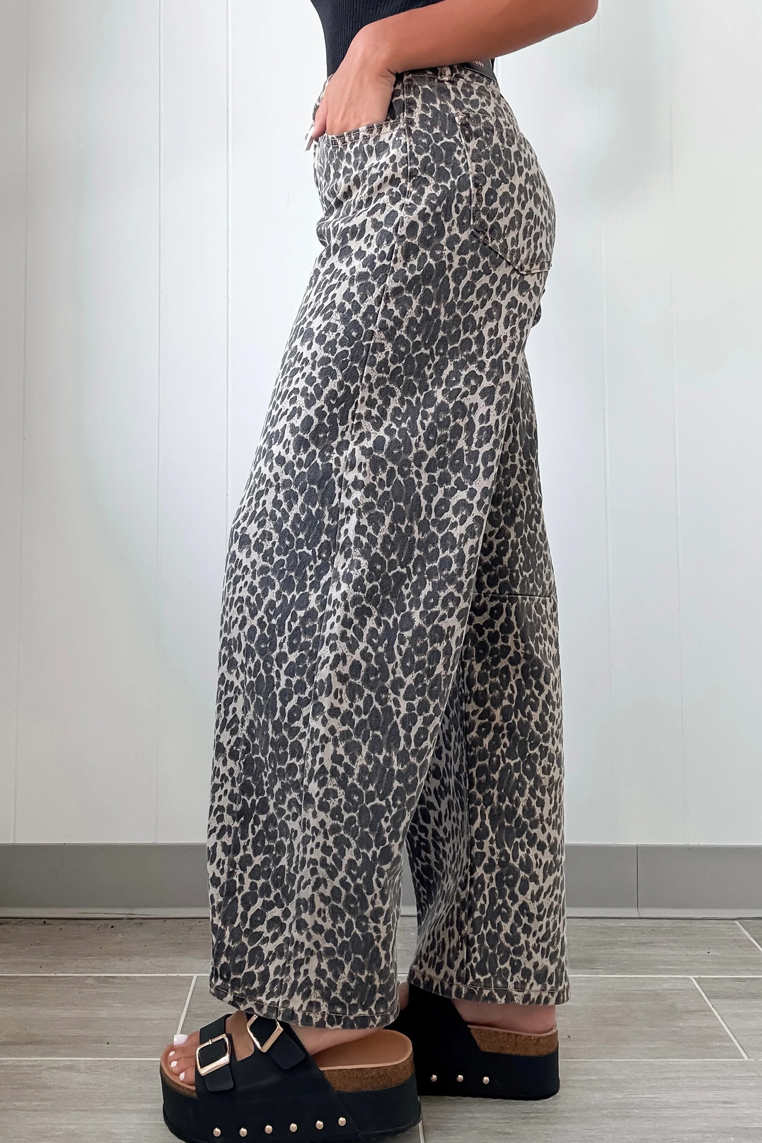 Black Leopard Print High Waist Barrel Jeans - loveforevers