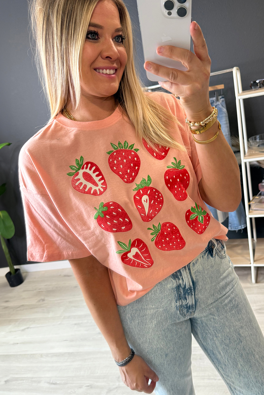 Pink Strawberry Fruit Pattern Graphic Tee - loveforevers