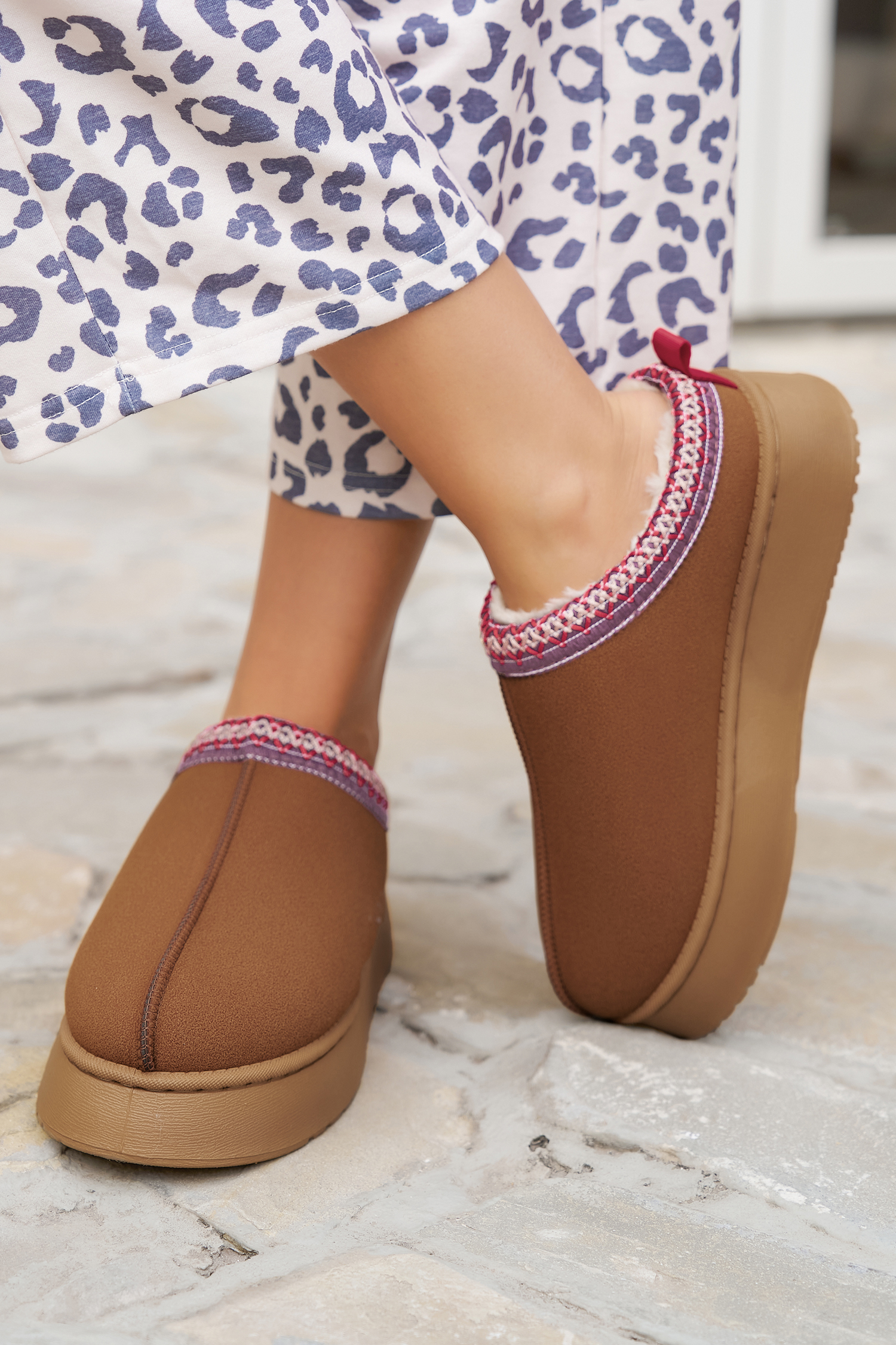 Chestnut Contrast Print Suede Plush Lined Snow Boots - loveforevers