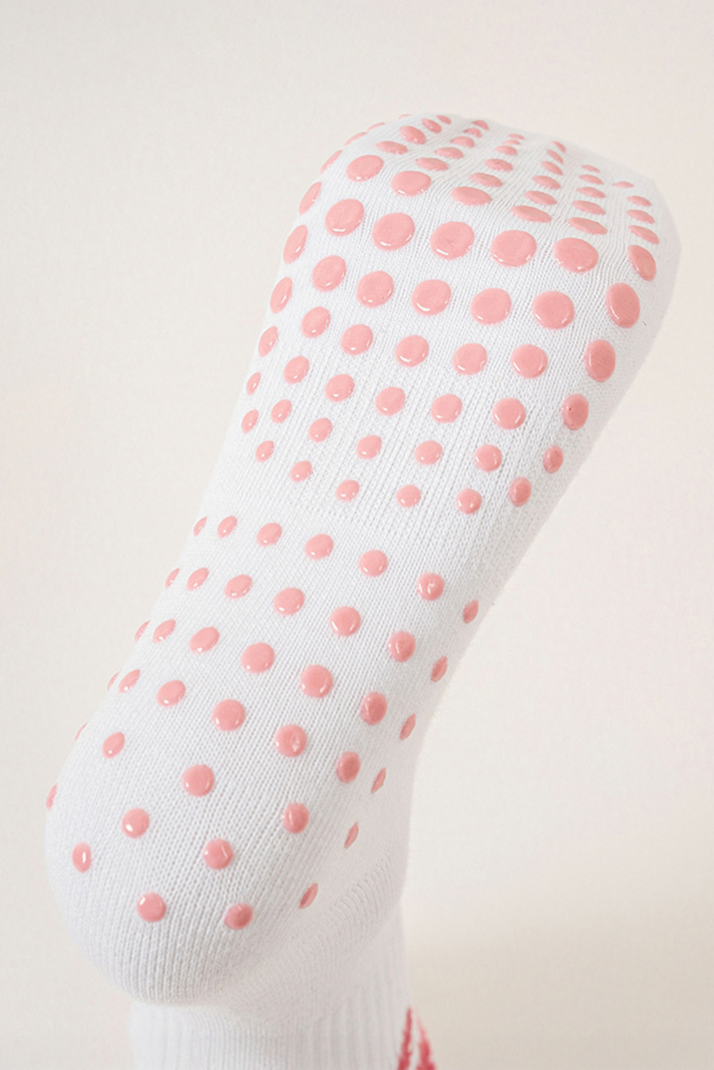 White Bow Print Non-Slip Ruffle Grip Socks - loveforevers