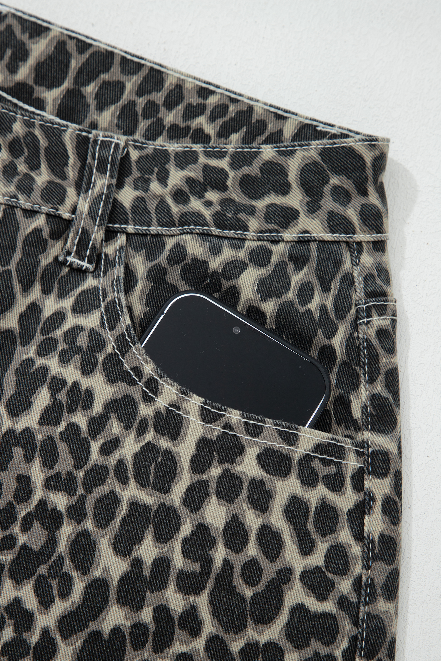Black Leopard Print High Waist Barrel Jeans - loveforevers