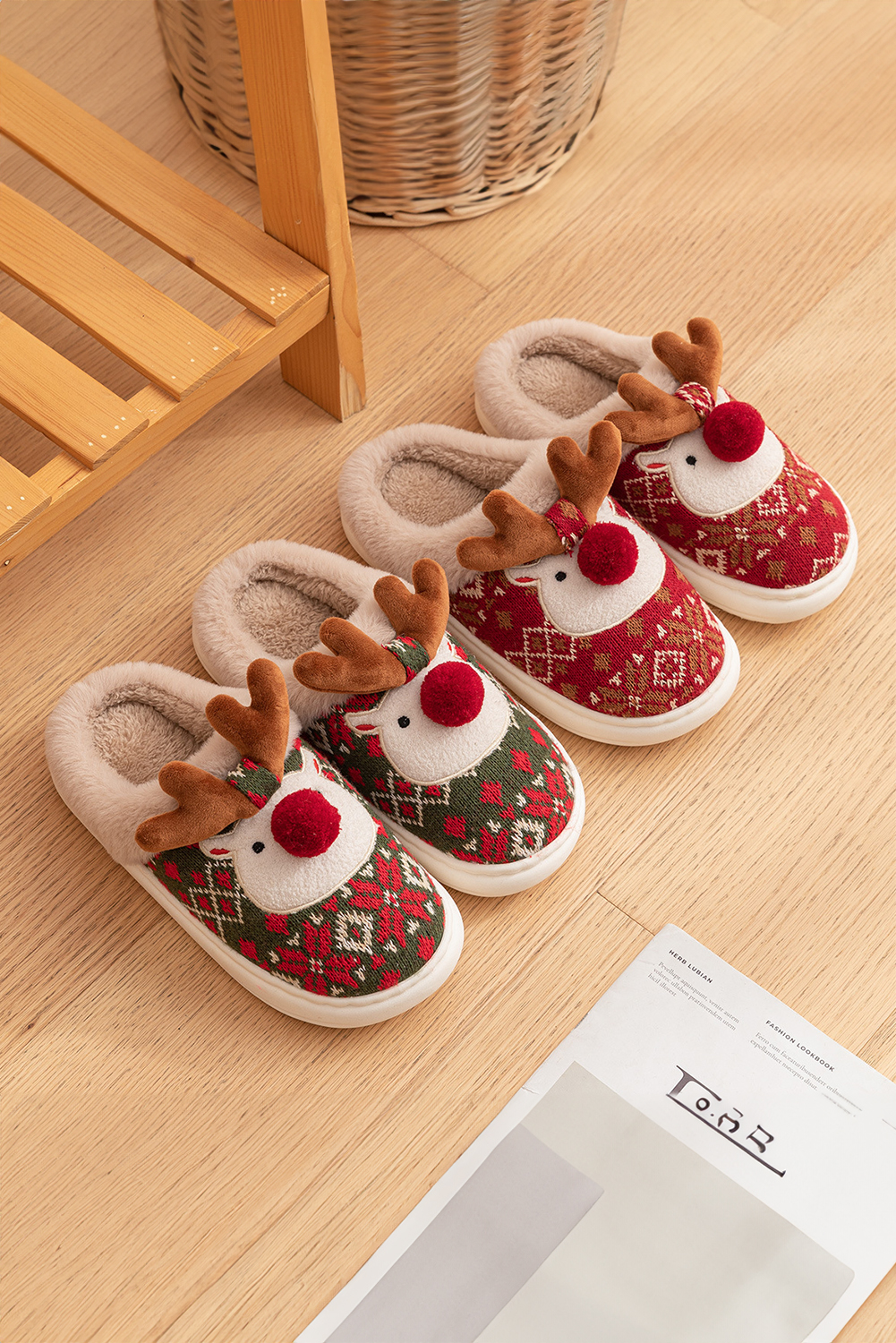 Dark Green Christmas Cartoon Reindeer Plush Home Slippers - loveforevers