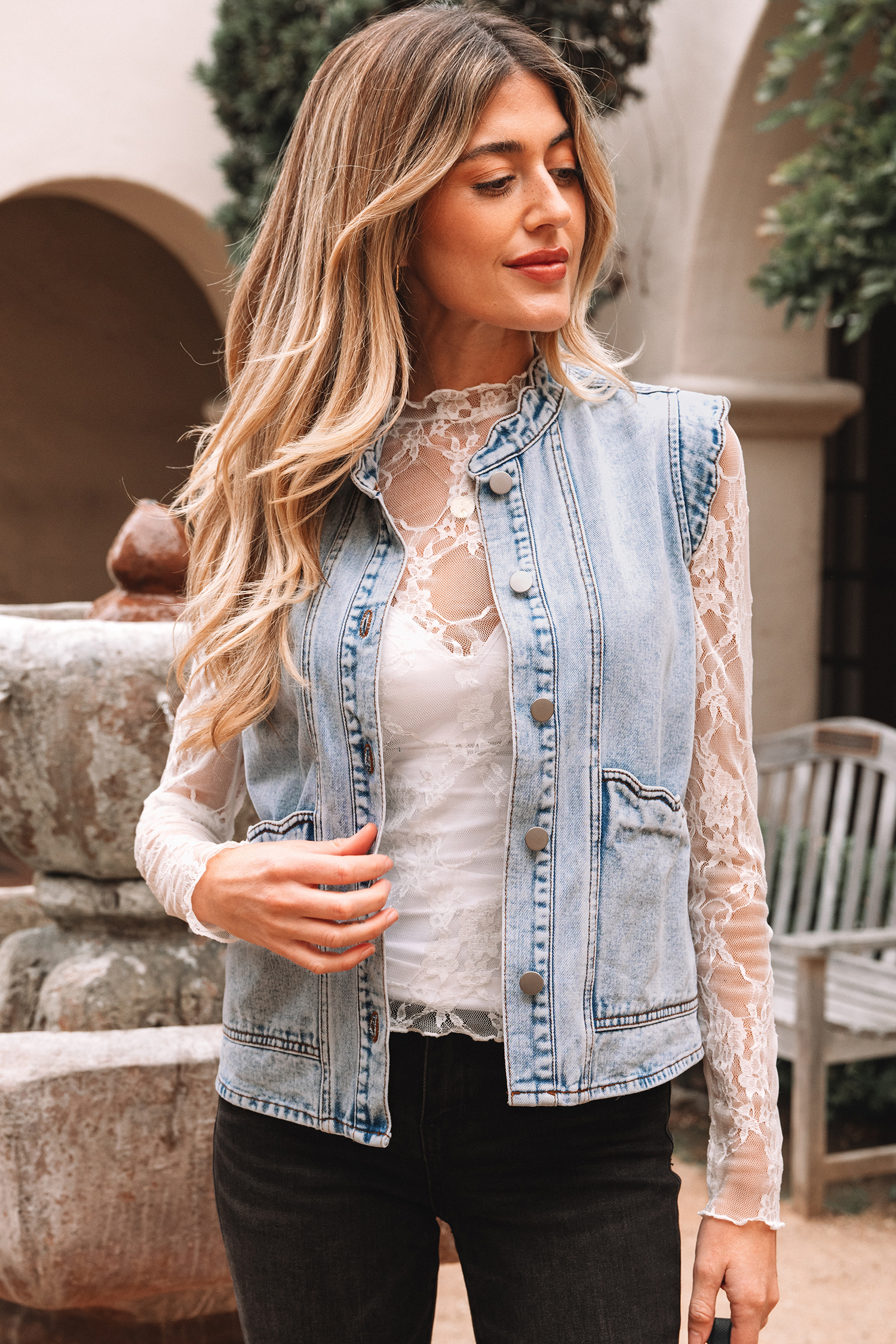 Beau Blue Scalloped Trim Patch Pocket Button Front Denim Vest - loveforevers