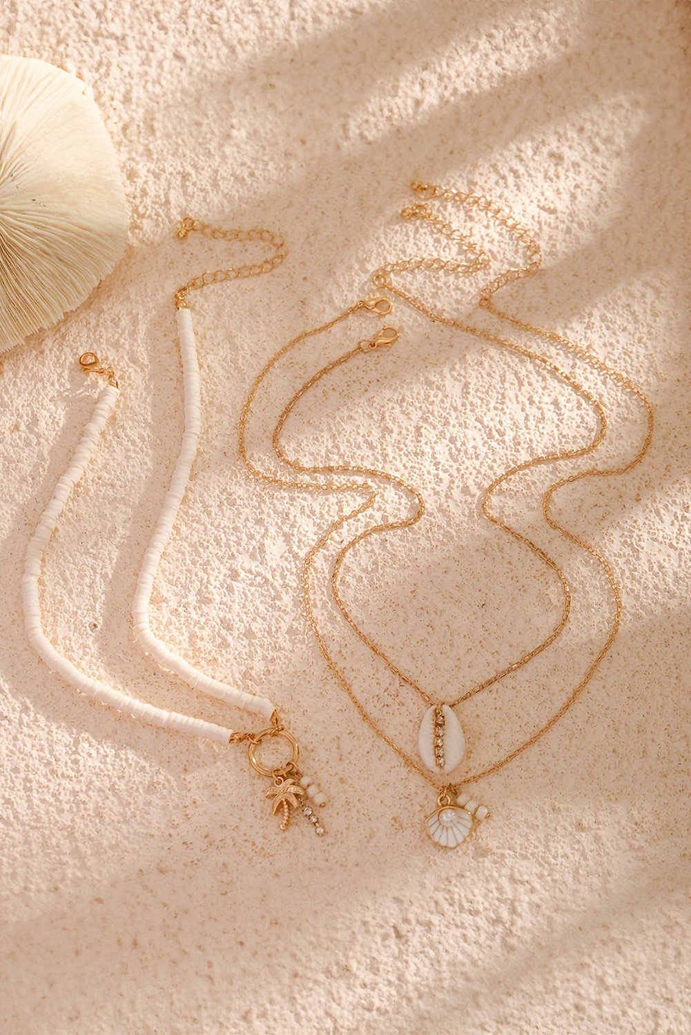 White Beach Seashell Multi Layered Pendant Necklace - loveforevers